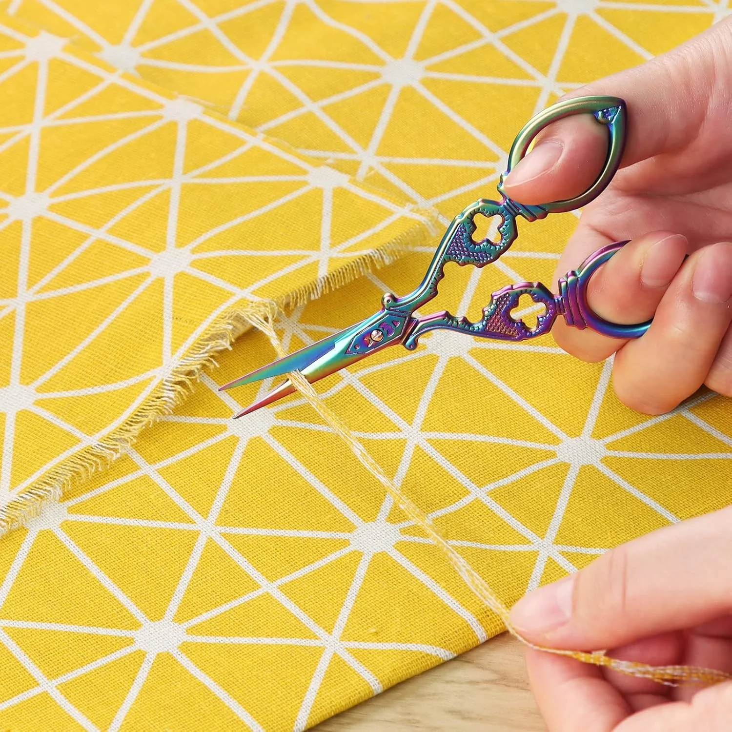 قیچی گلدوزی آسدیرنه، قیچی نوک تیز استیل ضد زنگ، قیچی نخ ابزار DIY برای گلدوزی، صنایع دستی، سوزن دوزی، کارهای هنری و استفاده روزمره، 2 عدد، 4.7 اینچ/5.3 اینچ، رنگارنگ قیچی گلدوزی آسدیرنه، قیچی نوک تیز استیل ضد زنگ، قیچی نخ ابزار DIY برای گلدوزی، صنایع دستی، سوزن دوزی، کارهای هنری و استفاده روزمره، 2 عدد، 4.7 اینچ/5.3 اینچ، رنگارنگ