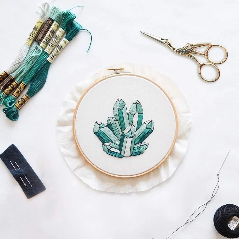 قیچی گلدوزی آسدیرنه، بسته 2 عددی، قیچی خیاطی طرح لک لک، استیل ضد زنگ، سبک وینتیج، مناسب برای گلدوزی، صنایع دستی، خیاطی، کاردستی و استفاده روزانه (روکش طلا، 9 سانتی متر + 11.5 سانتی متر) قیچی گلدوزی آسدیرنه، بسته 2 عددی، قیچی خیاطی طرح لک لک، استیل ضد زنگ، سبک وینتیج، مناسب برای گلدوزی، صنایع دستی، خیاطی، کاردستی و استفاده روزانه (روکش طلا، 9 سانتی متر + 11.5 سانتی متر)