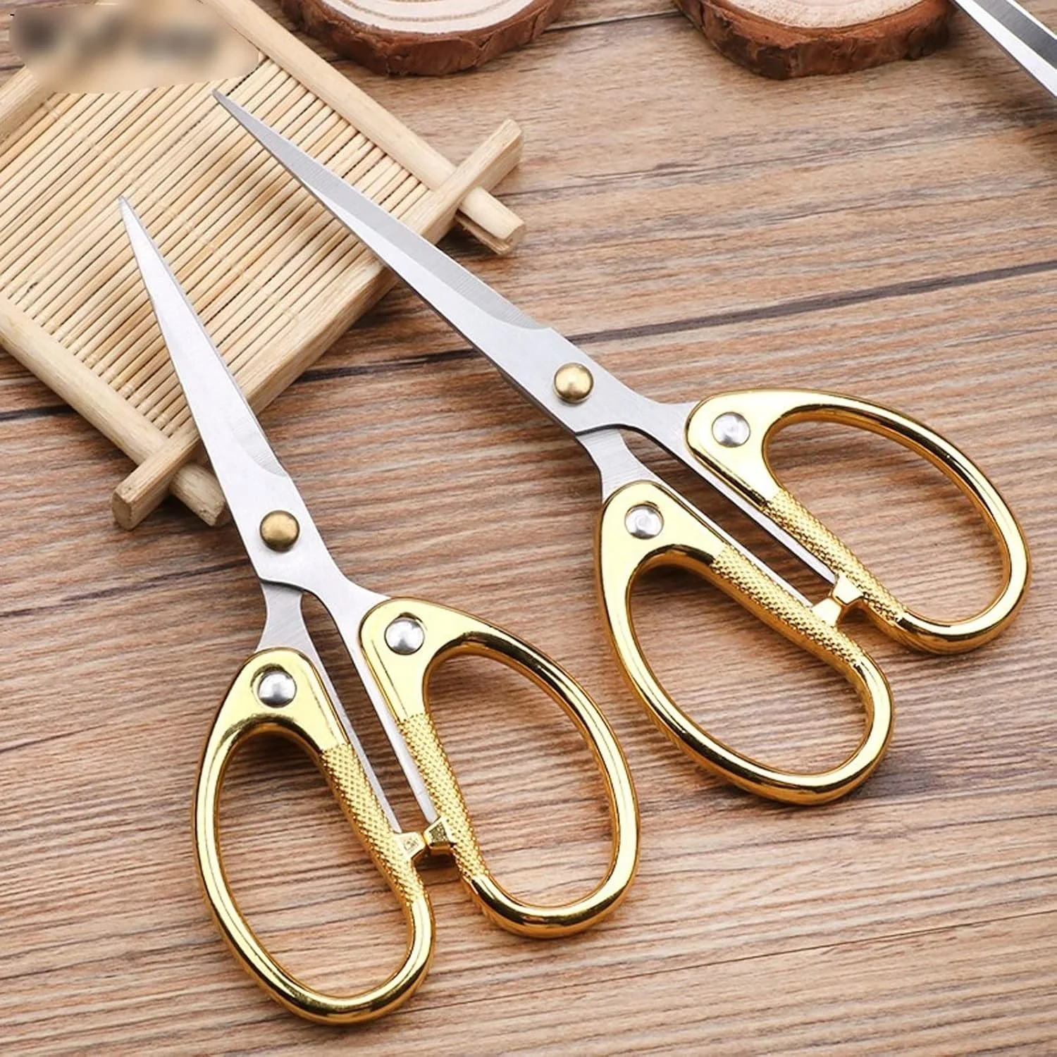 قیچی آوکیت 1 عددی، قیچی خیاطی حرفه ای برای برش مستقیم پارچه و لباس، قیچی خیاطی، ابزار قیچی اداری لوازم التحریر خانگی (سایز: 12.5cm*6.2cm) قیچی آوکیت 1 عددی، قیچی خیاطی حرفه ای برای برش مستقیم پارچه و لباس، قیچی خیاطی، ابزار قیچی اداری لوازم التحریر خانگی (سایز: 12.5cm*6.2cm)