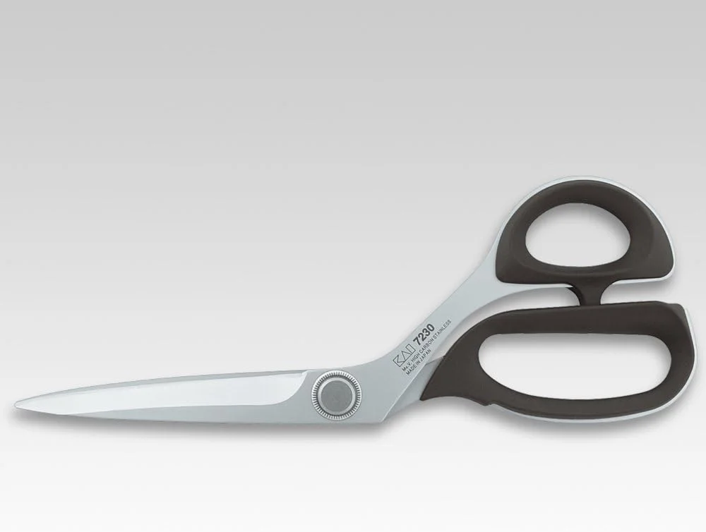 قیچی خیاطی حرفه ای کای مدل 7230، 230 میلی متر قیچی خیاطی حرفه ای کای مدل 7230، 230 میلی متر