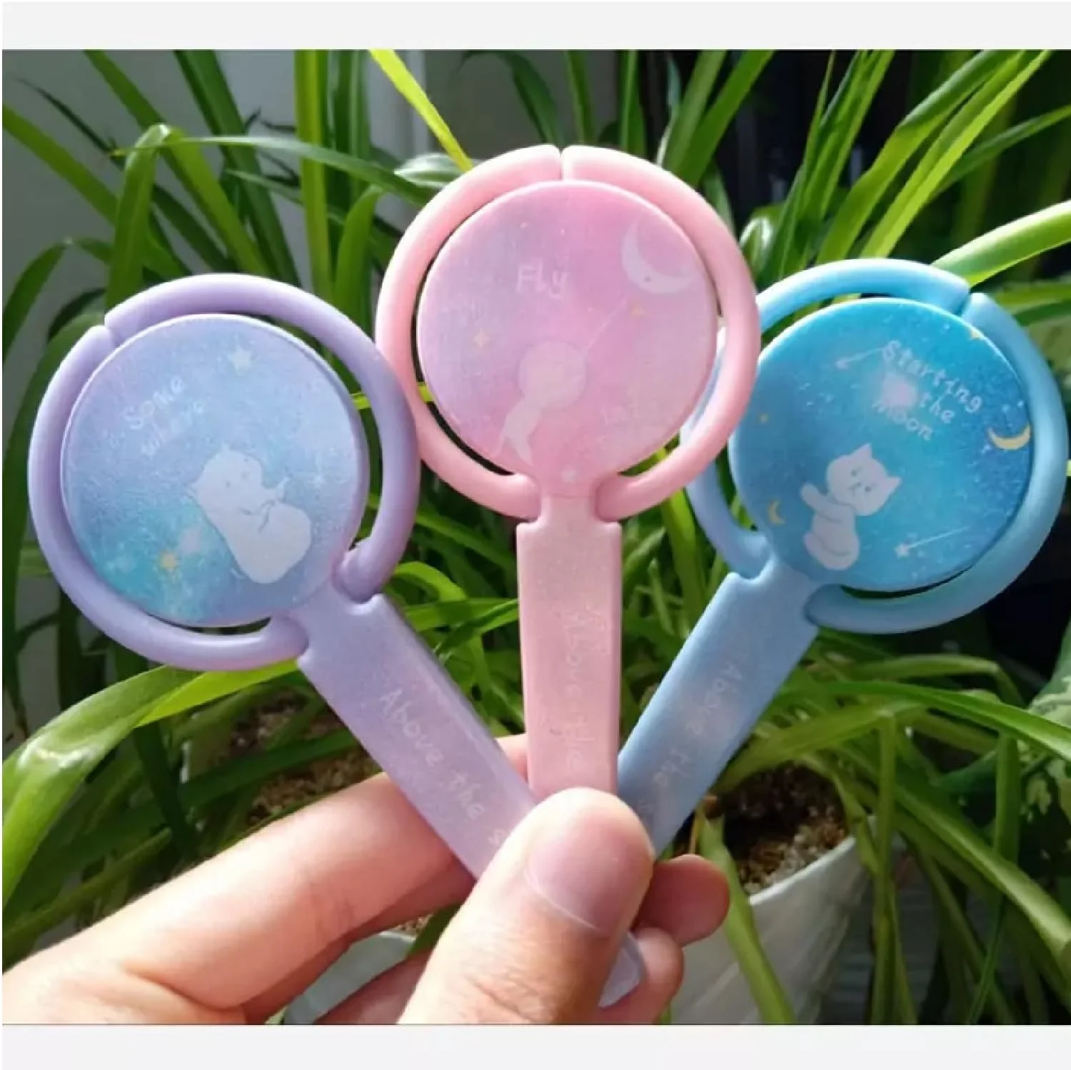 قیچی کاردستی فانتزی 12 سانتی متری – تیغه فلزی، طرح گربه بازیگوش، رنگ های متنوع شیک، ایمن و سرگرم کننده برای کاردستی های DIY کودکان، پروژه های مدرسه و فعالیت های برش خلاقانه