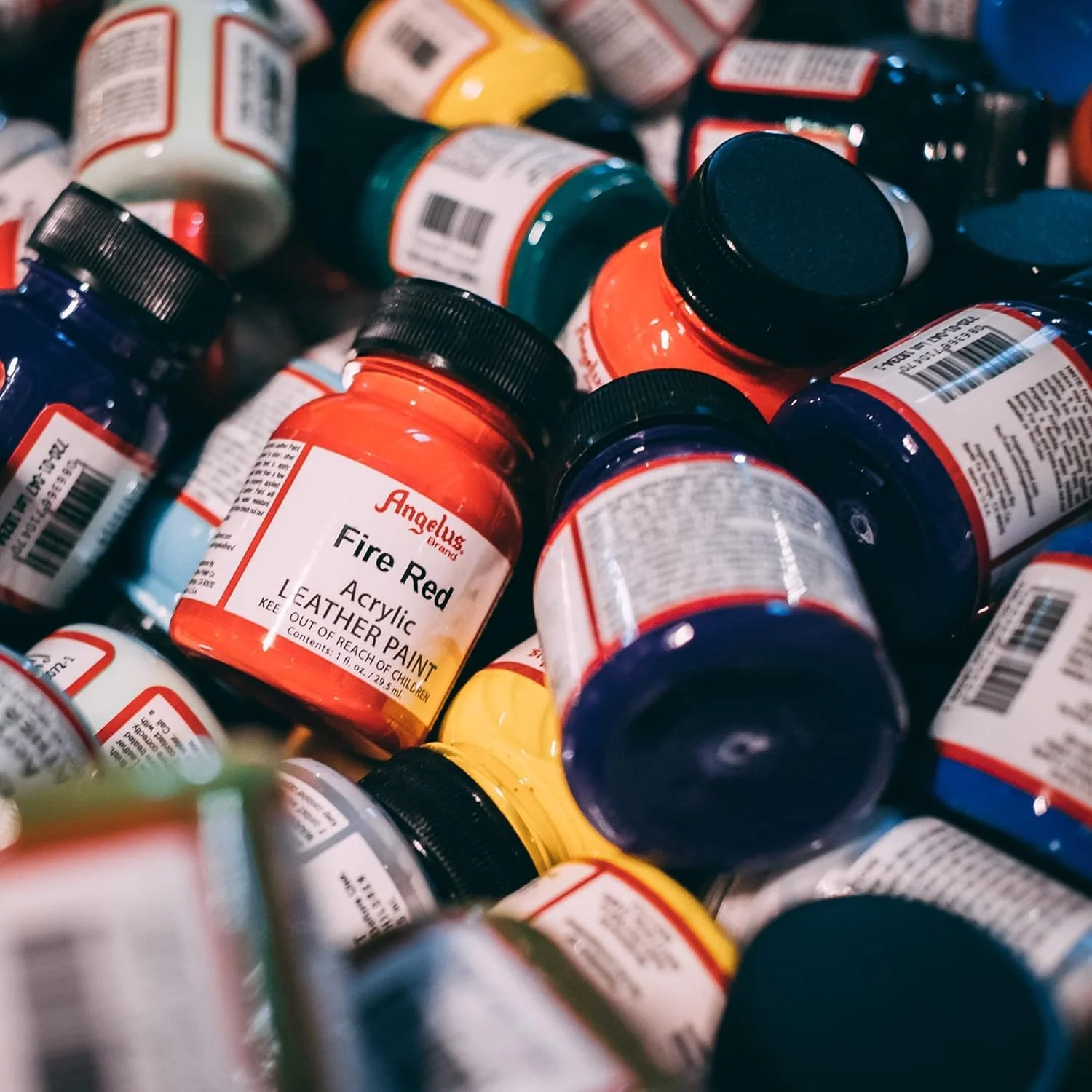 رنگ چرم آنجلوس 118 میلی لیتر - زرد رنگ چرم آنجلوس 118 میلی لیتر - زرد