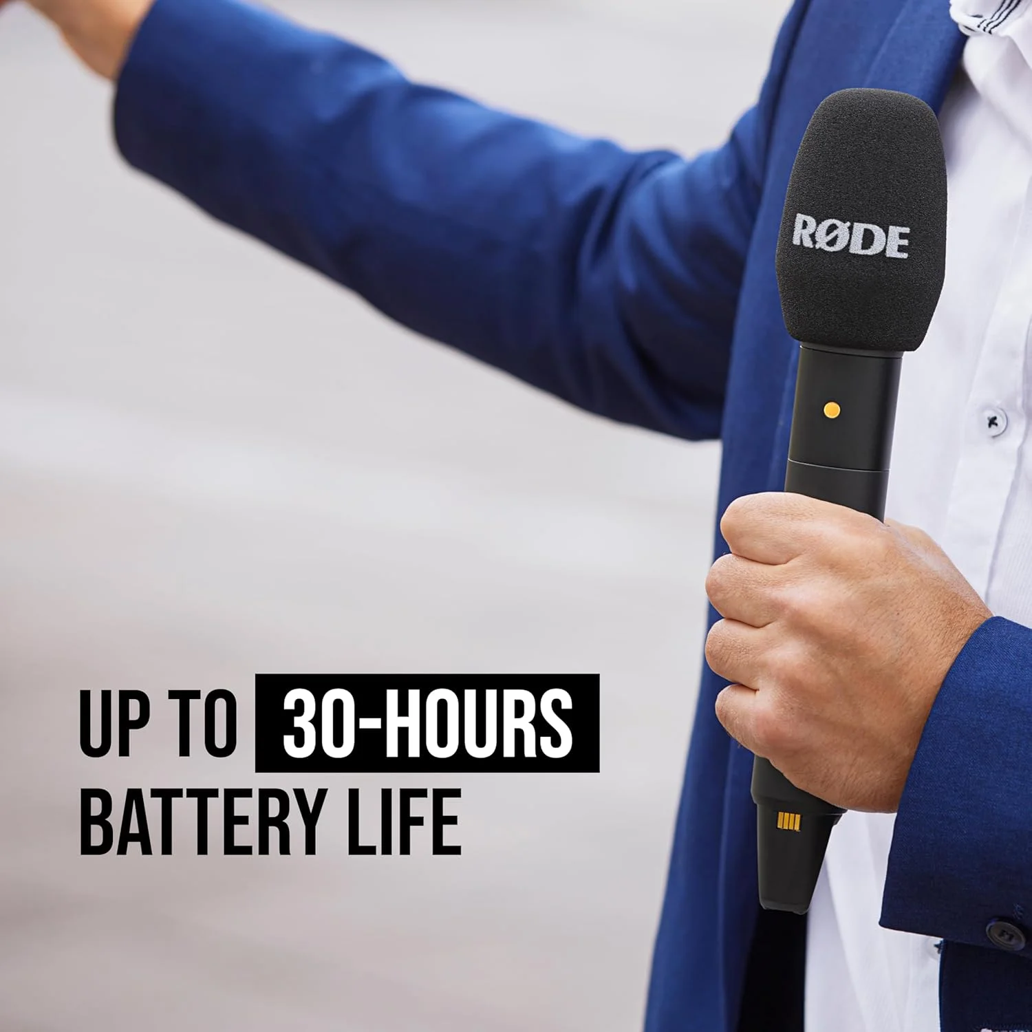میکروفون کندانسور دستی بی سیم RØDE Interview PRO با کپسول حرفه ای و ضبط داخلی 32 بیتی شناور برای تولید محتوا، رسانه و مصاحبه میکروفون کندانسور دستی بی سیم RØDE Interview PRO با کپسول حرفه ای و ضبط داخلی 32 بیتی شناور برای تولید محتوا، رسانه و مصاحبه