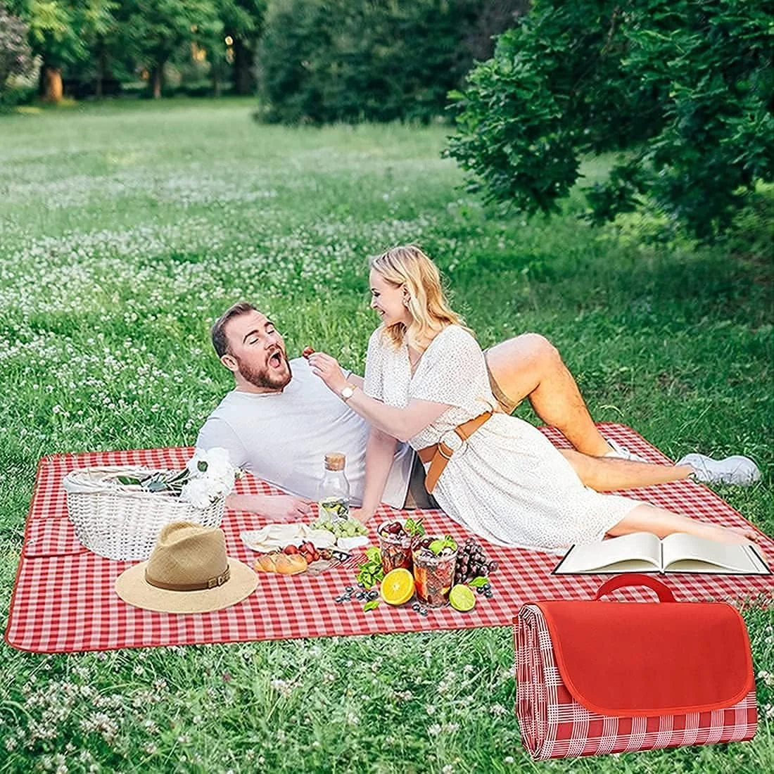 THMINS 200x200 cm Outdoor Camping Mat Widen Picnic Mat Plaid Large Beach Blanket, Durable Oxford Foldable Waterproof Blanket, Multiplayer Picnic Blanket THMINS 200x200 cm Outdoor Camping Mat Widen Picnic Mat Plaid Large Beach Blanket, Durable Oxford Foldable Waterproof Blanket, Multiplayer Picnic Blanket