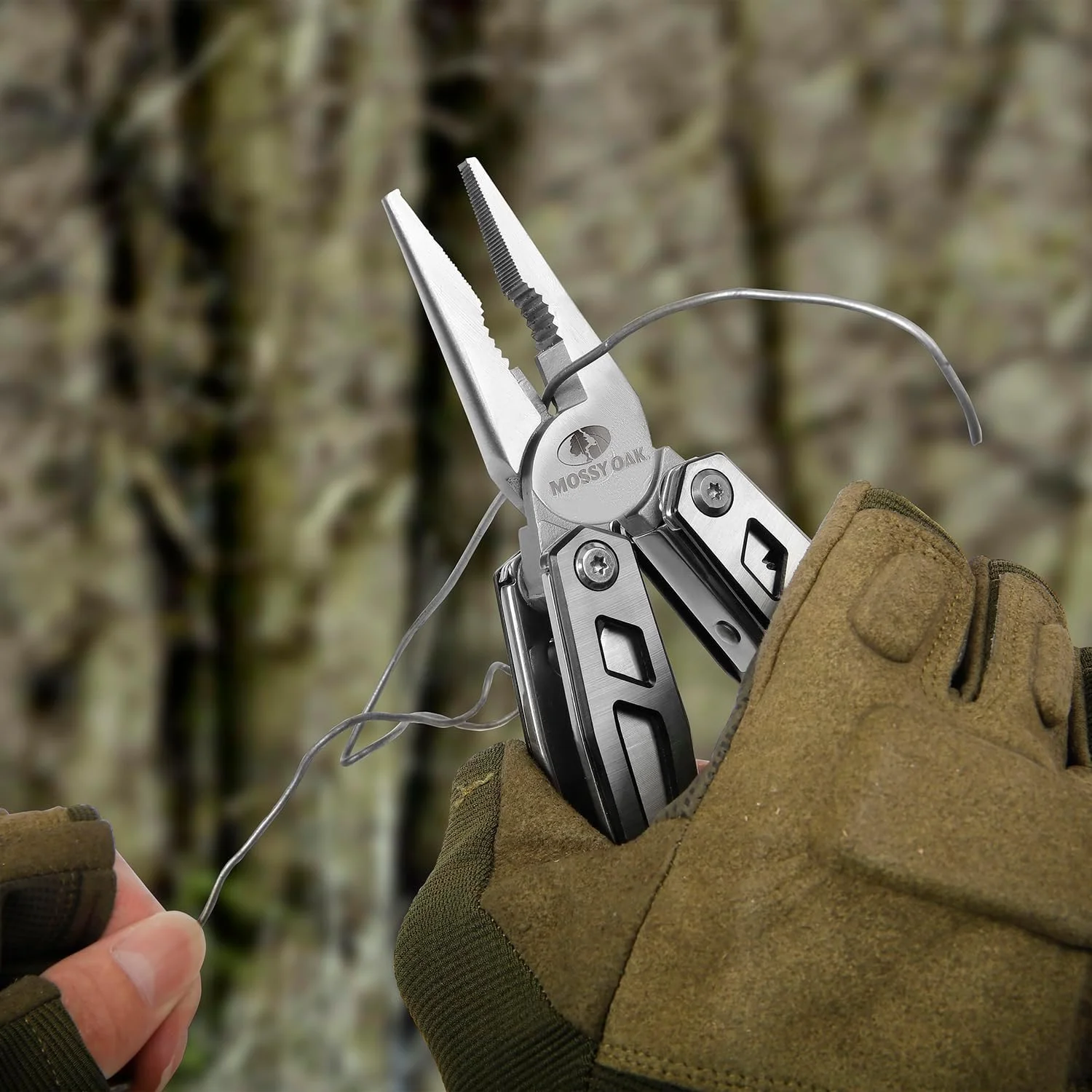 ابزار چندکاره MOSSY OAK، ابزار چند منظوره 21 در 1 استیل ضد زنگ با غلاف پیچ گوشتی، انبردست چندکاره خود قفل شونده با غلاف - ایده آل برای فضای باز، بقا، کمپینگ، پیاده روی، تعمیرات ساده ابزار چندکاره MOSSY OAK، ابزار چند منظوره 21 در 1 استیل ضد زنگ با غلاف پیچ گوشتی، انبردست چندکاره خود قفل شونده با غلاف - ایده آل برای فضای باز، بقا، کمپینگ، پیاده روی، تعمیرات ساده