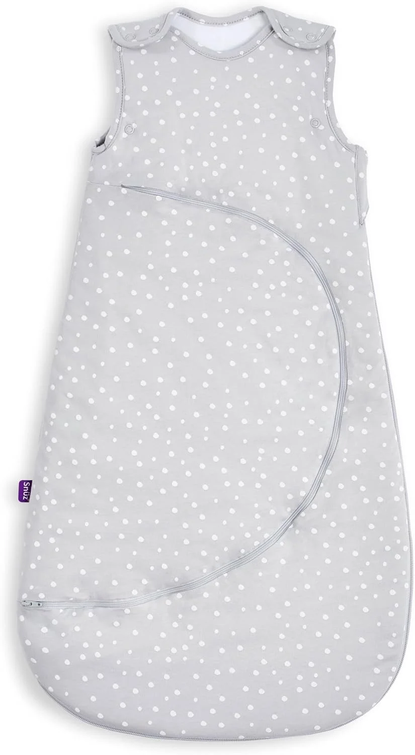 کیسه خواب نوزاد/کودک Snuz SnuzPouch | 1.0 Tog | دارای زیپ هوشمند برای تعویض پوشک | جنس: 100% پنبه | مناسب برای دمای 21-23 درجه سانتیگراد | از 6 تا 18 ماهگی | حداکثر قد کودک 86 سانتی متر - خال سفید
