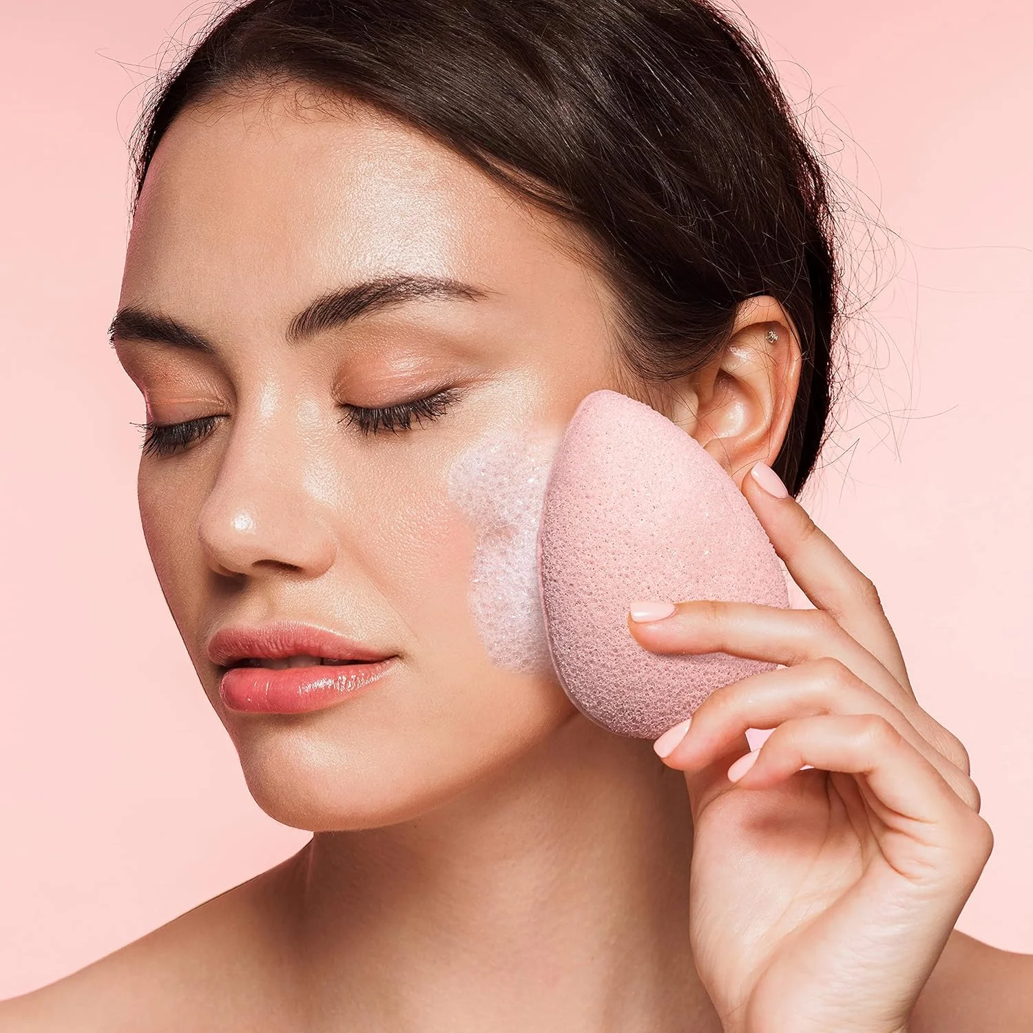 اسفنج پاک کننده صورت Real Techniques Sponge+، ابزار پاک کننده صورت، حاوی پروبیوتیک، لایه بردار و پاک کننده منافذ، اسفنج Miracle Complexion اسفنج پاک کننده صورت Real Techniques Sponge+، ابزار پاک کننده صورت، حاوی پروبیوتیک، لایه بردار و پاک کننده منافذ، اسفنج Miracle Complexion