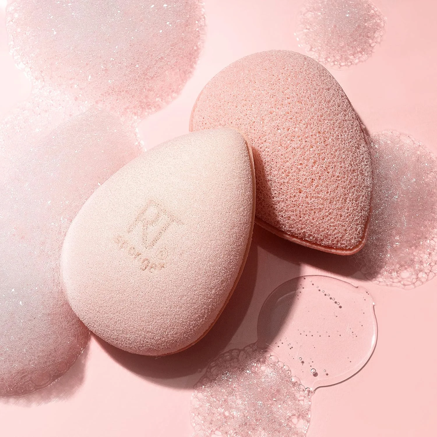 اسفنج پاک کننده صورت Real Techniques Sponge+، ابزار پاک کننده صورت، حاوی پروبیوتیک، لایه بردار و پاک کننده منافذ، اسفنج Miracle Complexion اسفنج پاک کننده صورت Real Techniques Sponge+، ابزار پاک کننده صورت، حاوی پروبیوتیک، لایه بردار و پاک کننده منافذ، اسفنج Miracle Complexion