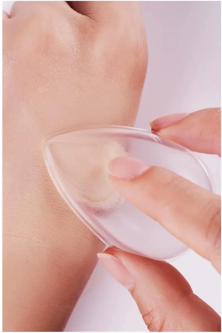اسفنج آرایشی سیلیکونی، پد و اسفنج آرایشی ژله ای با کیفیت عالی و قابل شستشو برای کرم پودر، پرایمر مایع، کانتور و کانسیلر (مدل 1، تک سایز) اسفنج آرایشی سیلیکونی، پد و اسفنج آرایشی ژله ای با کیفیت عالی و قابل شستشو برای کرم پودر، پرایمر مایع، کانتور و کانسیلر (مدل 1، تک سایز)