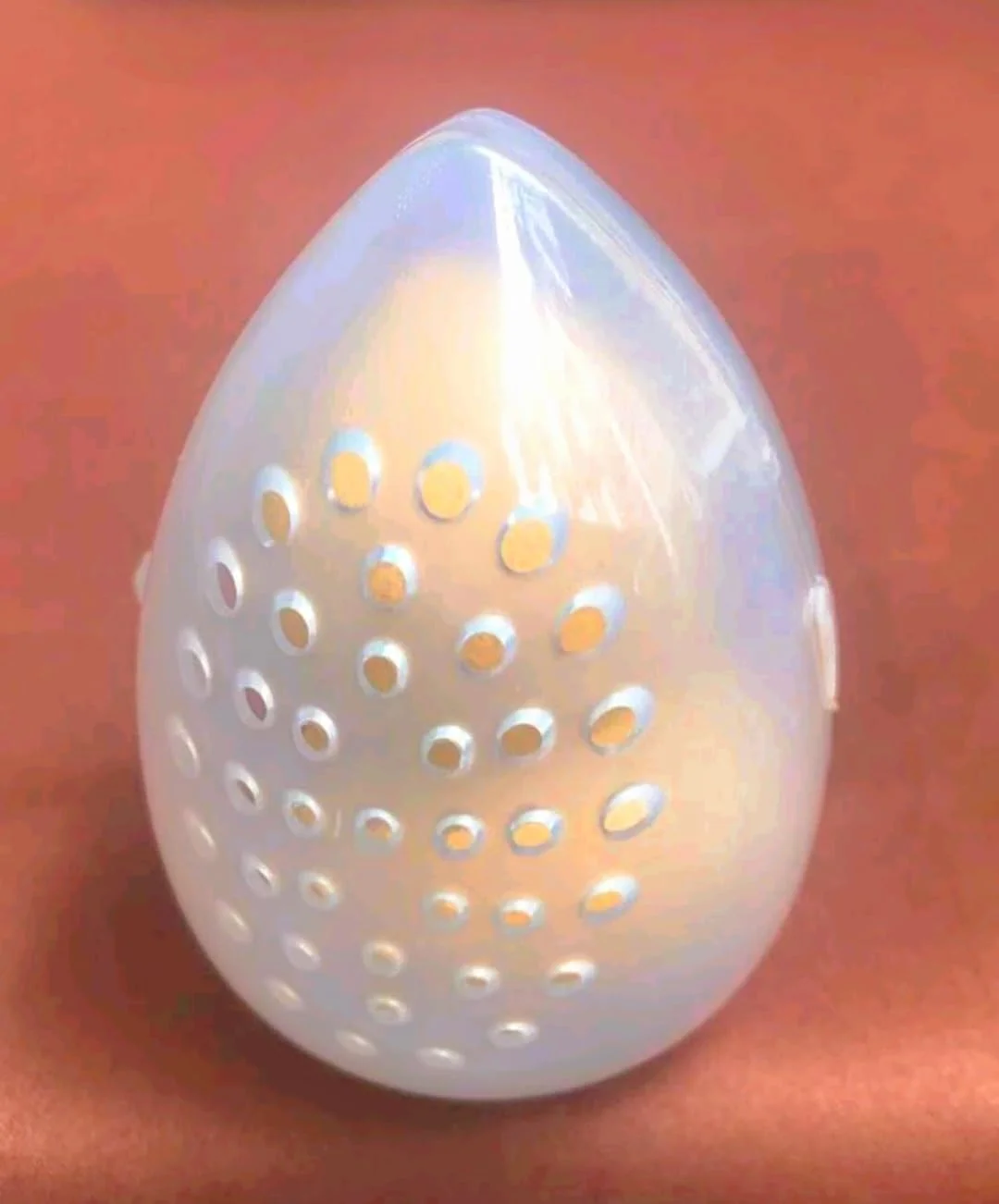 3 عدد جعبه بیوتی بلندر بسته بندی شده به صورت جداگانه. نگهدارنده اسفنج آرایشی شفاف مناسب برای مسافرت. 5 عدد سازمان دهنده پلاستیکی لوازم آرایشی. جعبه های محافظ شفاف برای خشک و تمیز نگه داشتن اسفنج های آرایشی و پدهای پودری