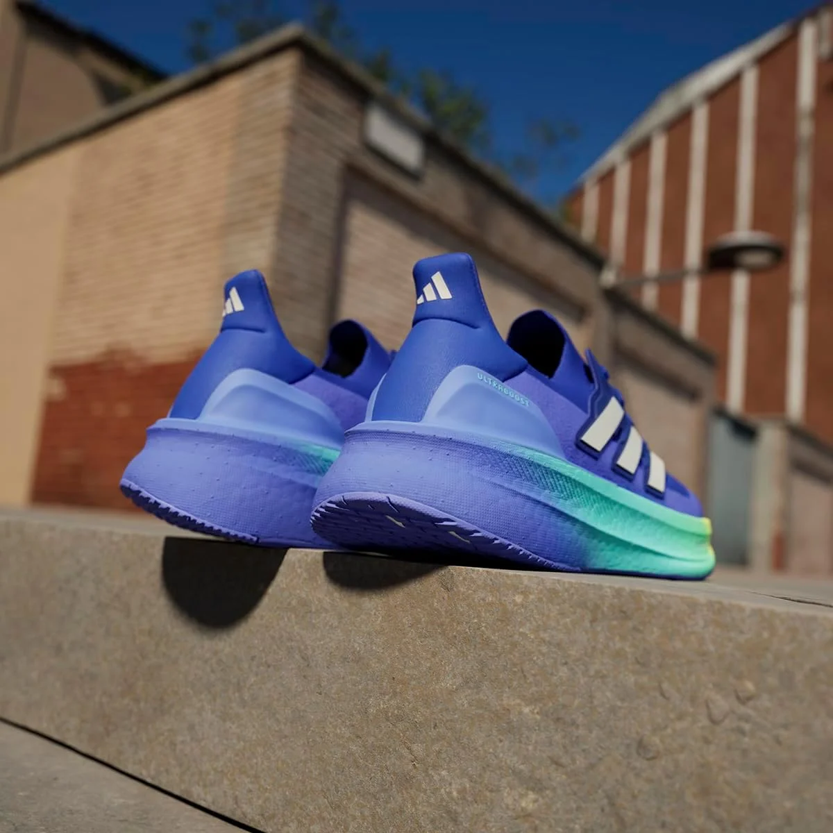 کفش های دویدن مردانه آدیداس Cloud Ultraboost 5، آبی شفاف، سایز 7 انگلستان کفش های دویدن مردانه آدیداس Cloud Ultraboost 5، آبی شفاف، سایز 7 انگلستان