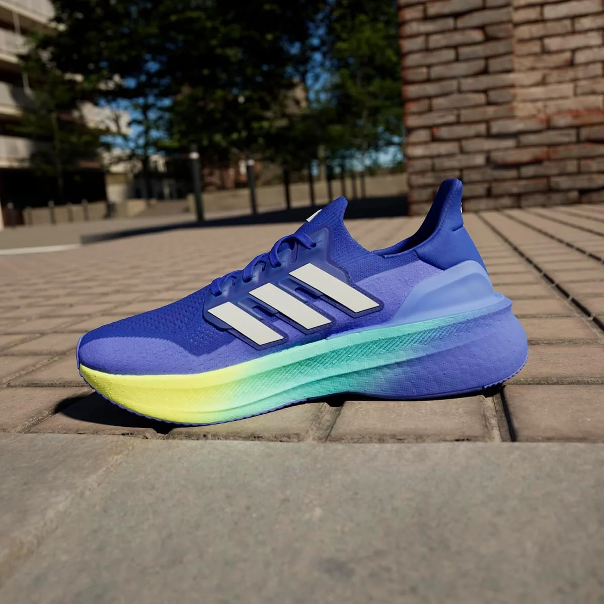 کفش های دویدن مردانه آدیداس Cloud Ultraboost 5، آبی شفاف، سایز 7 انگلستان کفش های دویدن مردانه آدیداس Cloud Ultraboost 5، آبی شفاف، سایز 7 انگلستان