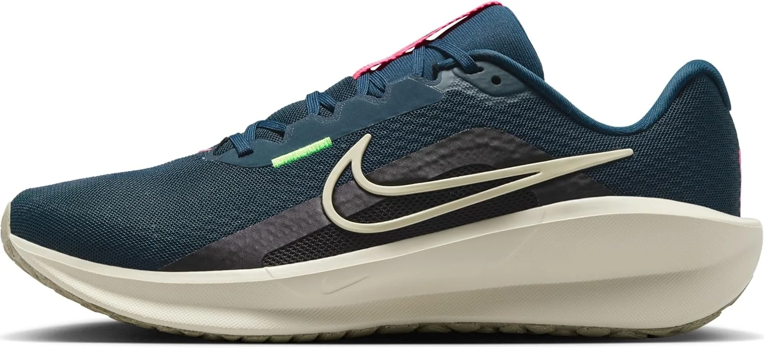 کفش مردانه بند دار نایکی DOWNSHIFTER 13 کفش مردانه بند دار نایکی DOWNSHIFTER 13