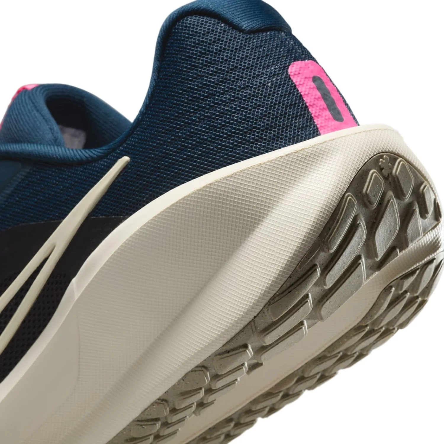 کفش مردانه بند دار نایکی DOWNSHIFTER 13 کفش مردانه بند دار نایکی DOWNSHIFTER 13