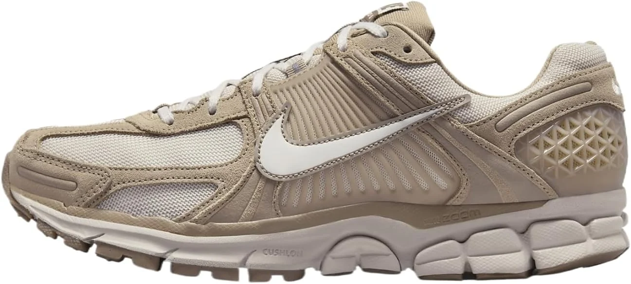 کفش ورزشی مردانه نایک، سایز ۶