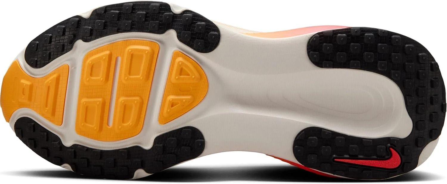 کفش ورزشی مردانه نایکی مدل Vomero 18 کفش ورزشی مردانه نایکی مدل Vomero 18