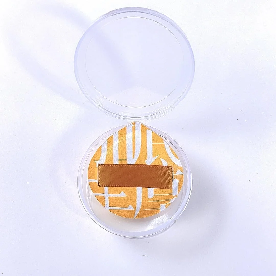 2 عدد پد آرایشی، پف پودر فشرده پرایمر صورت، جایگزین اسفنج مخلوط کن برای کرم پودر بی عیب و نقص آرایشی، مناسب انواع پوست های حساس، همراه با جعبه نگهداری، زرد، A43، S