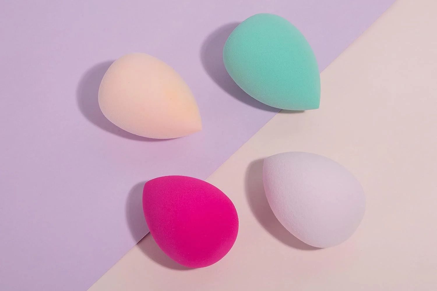 اسفنج آرایشی بیوتی بلندر، فونداسیون Chaosss & Cosmetics، پف ترکیبی برای فونداسیون، پودرها و کرم های مایع (4 عدد)، سبز-قرمز اسفنج آرایشی بیوتی بلندر، فونداسیون Chaosss & Cosmetics، پف ترکیبی برای فونداسیون، پودرها و کرم های مایع (4 عدد)، سبز-قرمز