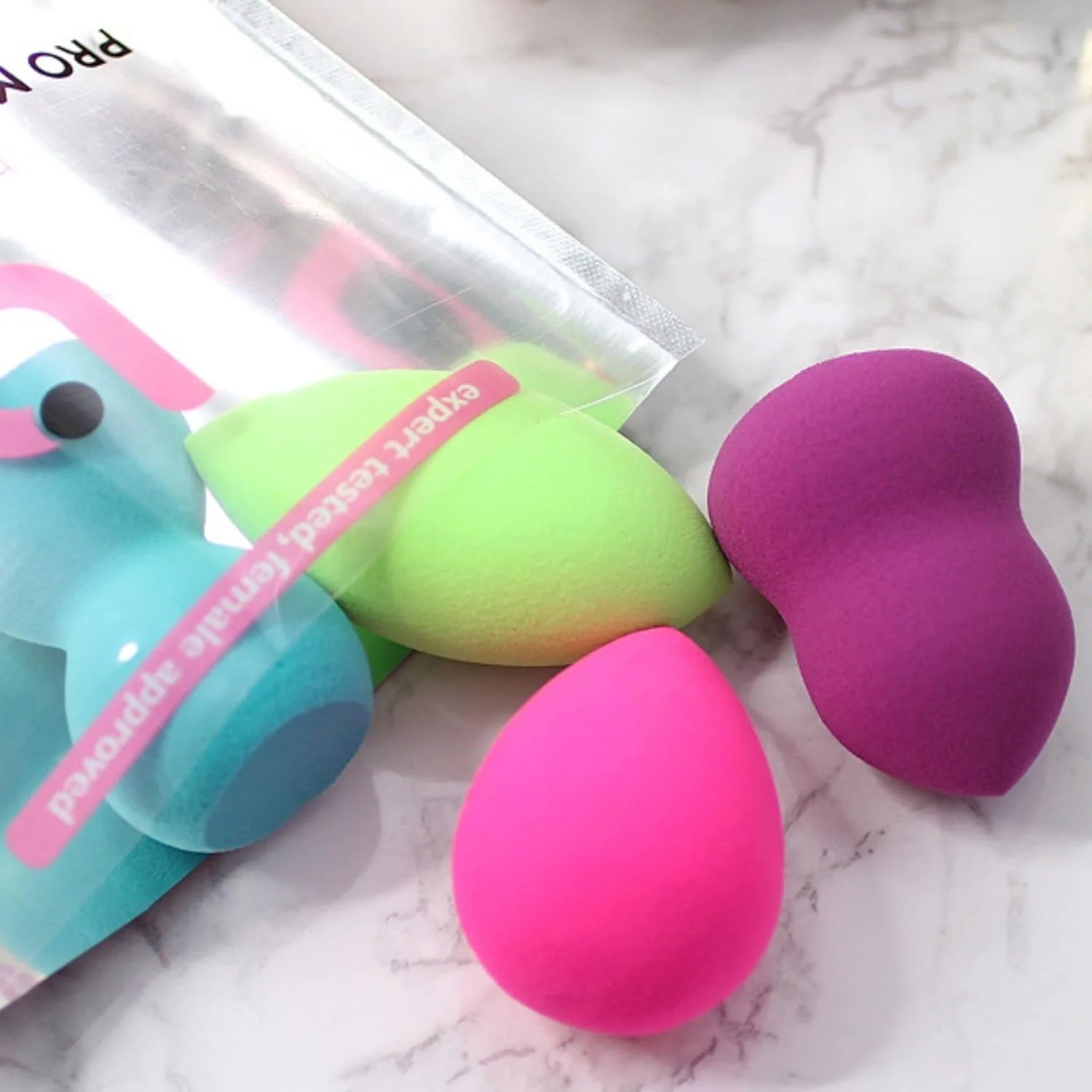 اسفنج آرایشی حرفه ای Beauty Junkees - 1 عدد اسفنج بیضی سبز برای ترکیب، نقطه گذاری، هایلایتر و کانتور! اپلیکاتور لوازم آرایشی قابل استفاده مجدد و بدون لاتکس اسفنج آرایشی حرفه ای Beauty Junkees - 1 عدد اسفنج بیضی سبز برای ترکیب، نقطه گذاری، هایلایتر و کانتور! اپلیکاتور لوازم آرایشی قابل استفاده مجدد و بدون لاتکس