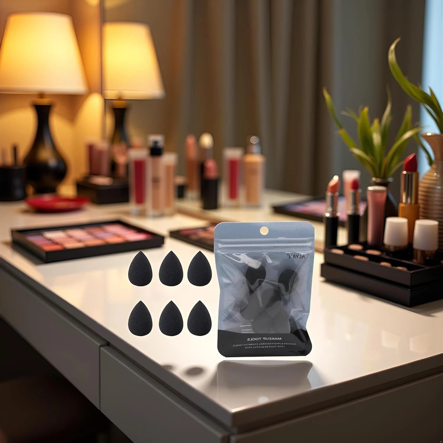 جین شاینینگ ست 6 عددی مینی اسفنج آرایشی مشکی، بلندر و اسفنج، ست اسفنج بلندر کوچک مشکی برای کرم پودر، پودر، کانسیلر، هایلایتر و سایه چشم جین شاینینگ ست 6 عددی مینی اسفنج آرایشی مشکی، بلندر و اسفنج، ست اسفنج بلندر کوچک مشکی برای کرم پودر، پودر، کانسیلر، هایلایتر و سایه چشم