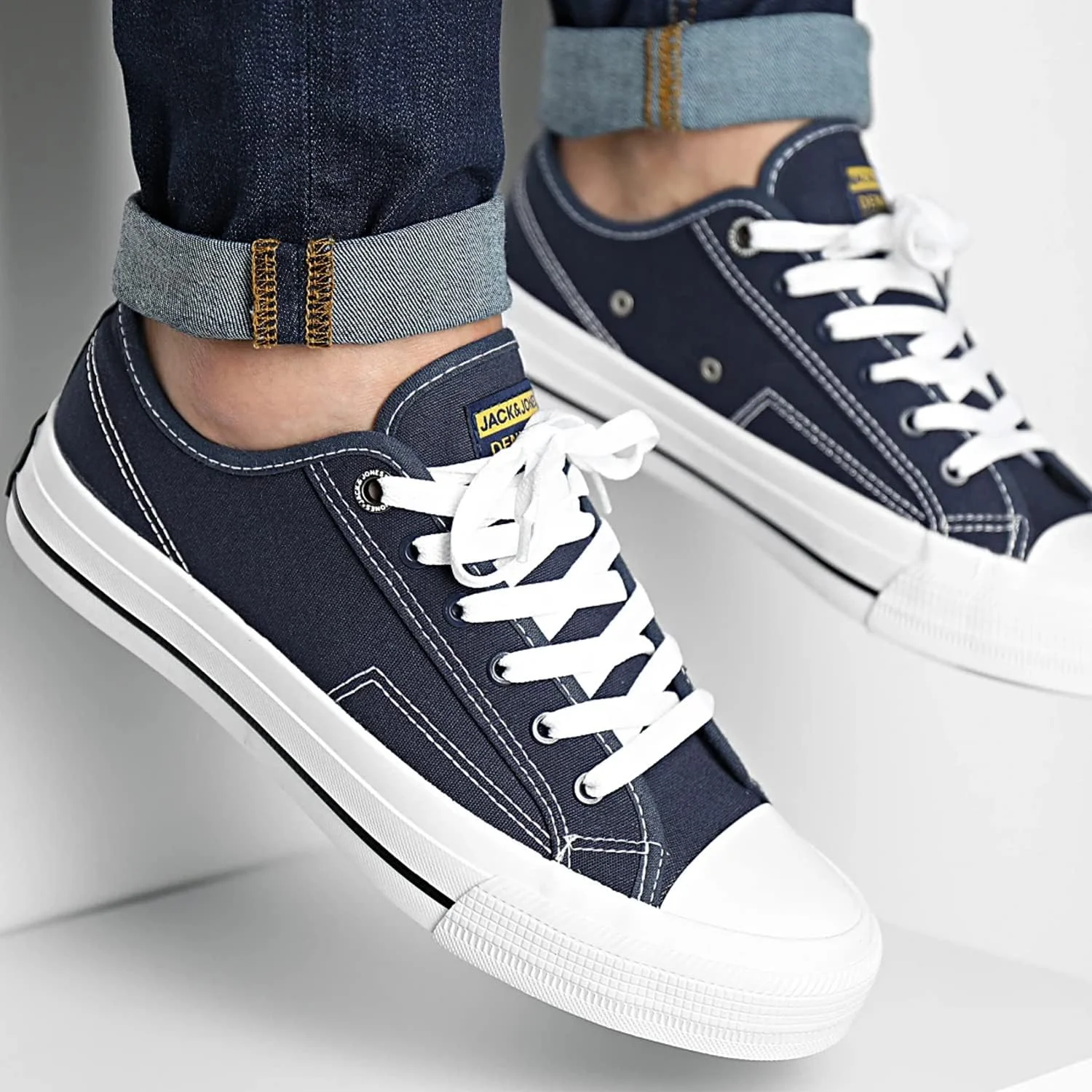کفش مردانه جک اند جونز مدل JFWCORP CANVAS Low Top کفش مردانه جک اند جونز مدل JFWCORP CANVAS Low Top