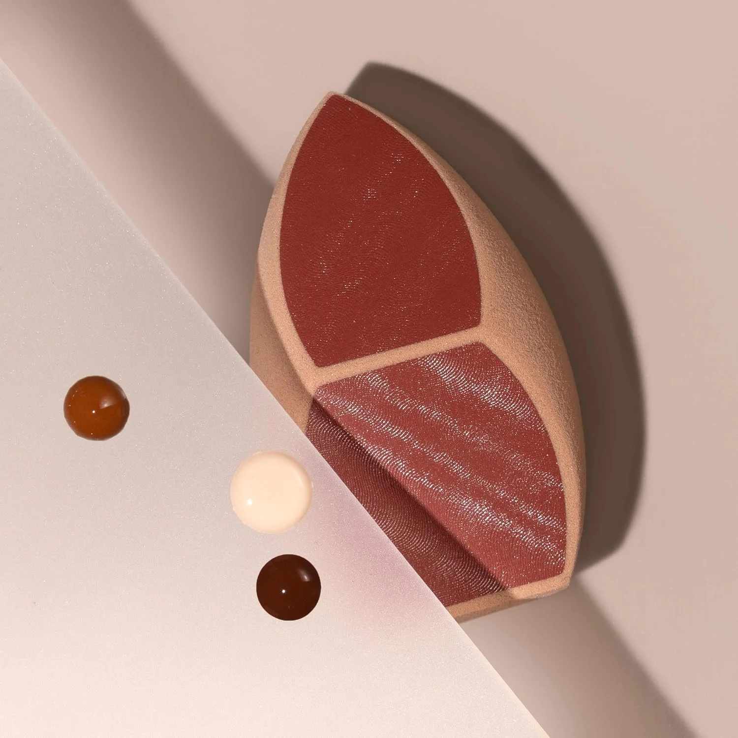 اسفنج آرایشی Makeupsaver ریل تکنیک، اسفنج مخلوط کن آرایش برای فرمولاسیون مایع و کرم، پوشش طبیعی و کاهش ضایعات آرایش، استفاده هدفمند، بدون تست حیوانی و بدون لاتکس، 1 عدد اسفنج آرایشی Makeupsaver ریل تکنیک، اسفنج مخلوط کن آرایش برای فرمولاسیون مایع و کرم، پوشش طبیعی و کاهش ضایعات آرایش، استفاده هدفمند، بدون تست حیوانی و بدون لاتکس، 1 عدد