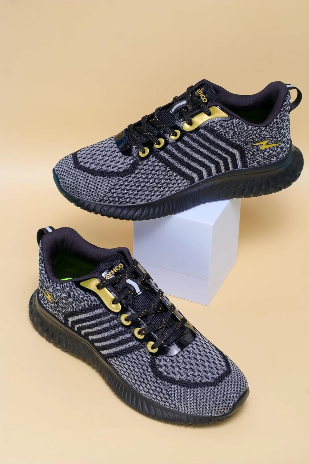 کفش ورزشی مردانه ری آتکو