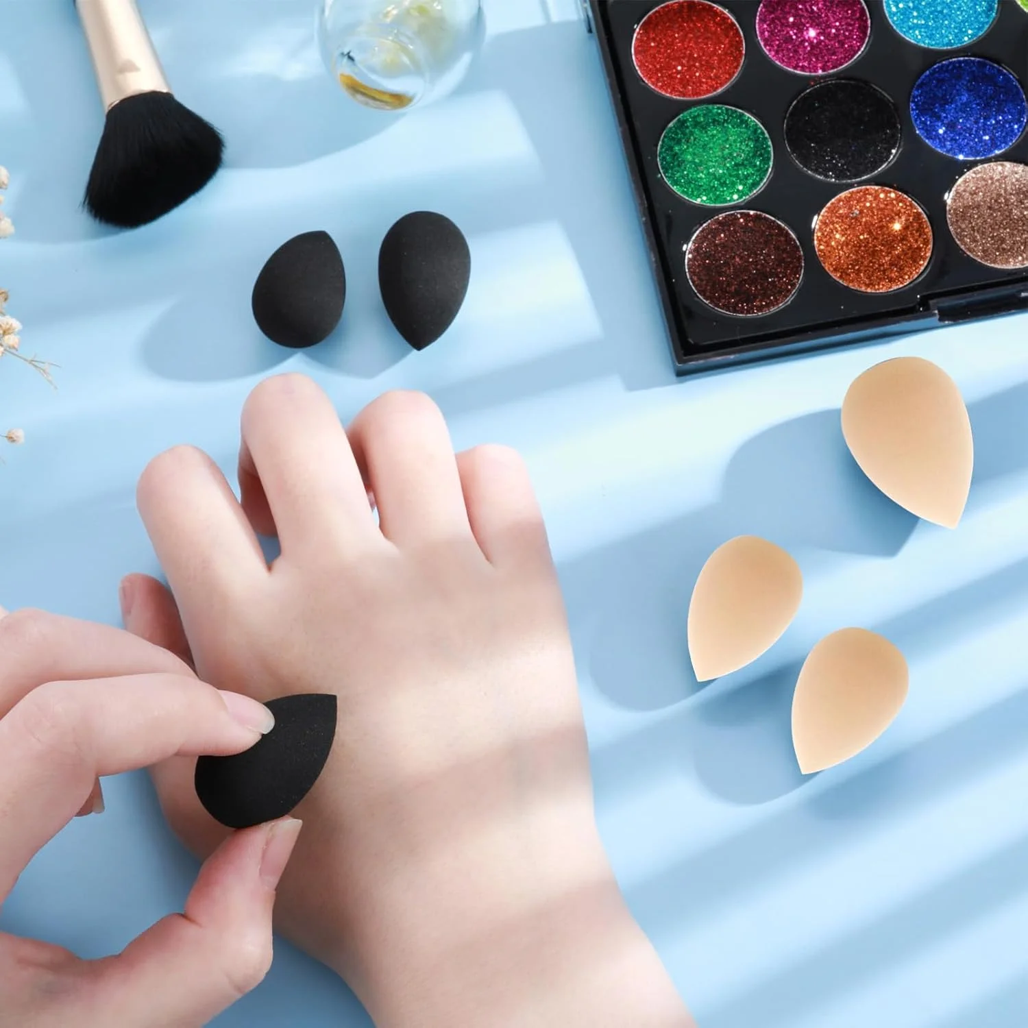 دسته اسفنج مینیاتوری آرایشی WLLHYF، 6 عدد اسفنج مخلوط کن آرایشی، پد نرم و فشرده برای صورت و بدن، ابزار آرایشی مرطوب و خشک برای کرم پودر، کانسیلر، زیر چشم و هایلایت (ست 1) دسته اسفنج مینیاتوری آرایشی WLLHYF، 6 عدد اسفنج مخلوط کن آرایشی، پد نرم و فشرده برای صورت و بدن، ابزار آرایشی مرطوب و خشک برای کرم پودر، کانسیلر، زیر چشم و هایلایت (ست 1)