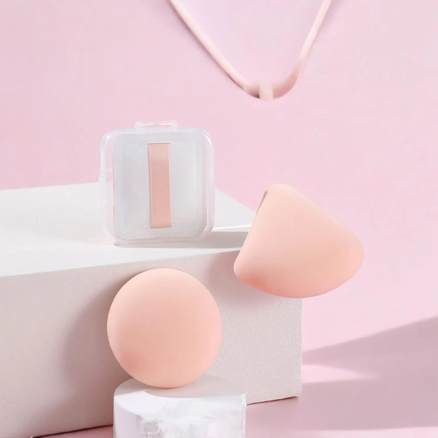 Vitalogy - پدهای آرایشی برای کرم پودر - ست پد آرایشی برای ترکیب کردن - ست بیوتی بلندر 3 عدد پد پفی (شکل های مختلف) با روبان ساتن - مناسب برای کرم، پودر و مایع (هلویی) Vitalogy - پدهای آرایشی برای کرم پودر - ست پد آرایشی برای ترکیب کردن - ست بیوتی بلندر 3 عدد پد پفی (شکل های مختلف) با روبان ساتن - مناسب برای کرم، پودر و مایع (هلویی)