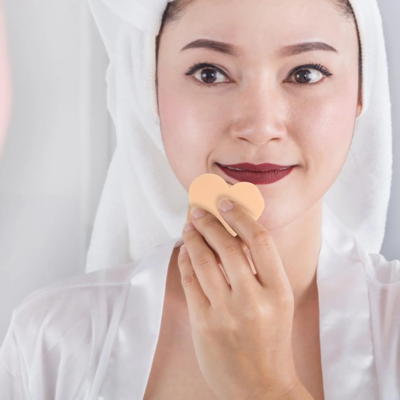 پدهای آرایشی اسفنجی قلبی شکل WRITWAA، 4 عدد، مناسب پوست، بدون لاتکس، برای کرم پودر مایع و هایلایتر، رنگ های تصادفی پدهای آرایشی اسفنجی قلبی شکل WRITWAA، 4 عدد، مناسب پوست، بدون لاتکس، برای کرم پودر مایع و هایلایتر، رنگ های تصادفی