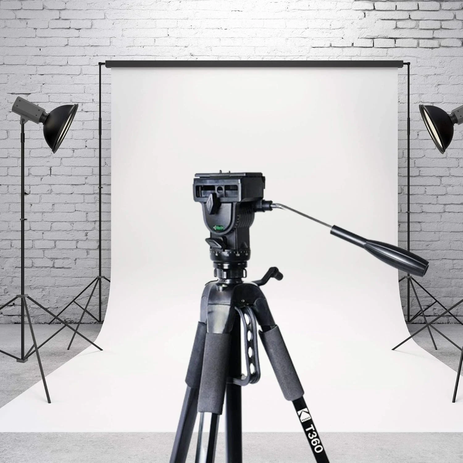 سه پایه آلومینیومی KODAK T360 با سر پن/شیب سه طرفه برای دوربین های DSLR و فیلمبرداری (مشکی)