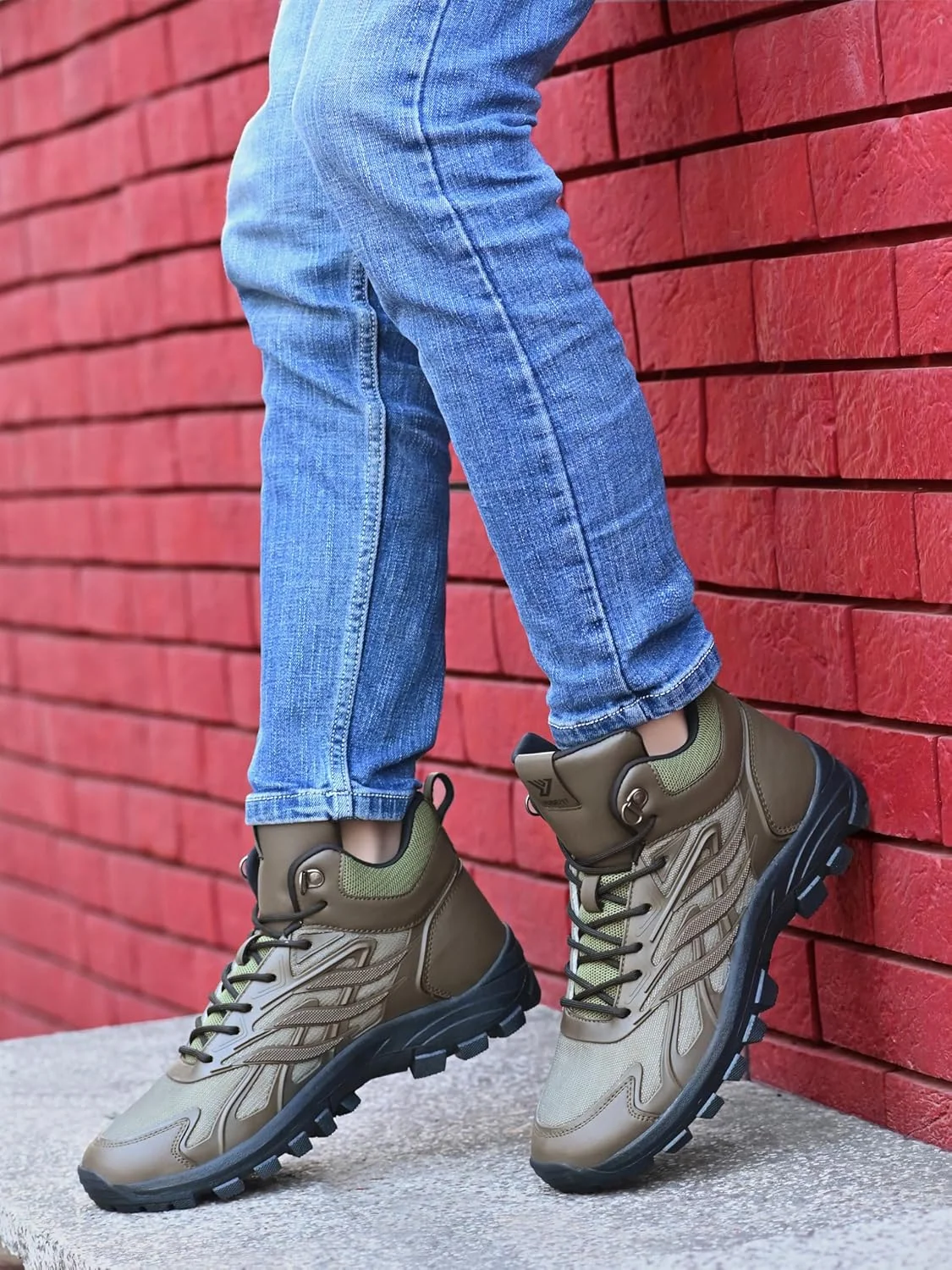 کفش های فضای باز مردانه فیوزفیت مدل RAFTAR FF کفش های فضای باز مردانه فیوزفیت مدل RAFTAR FF