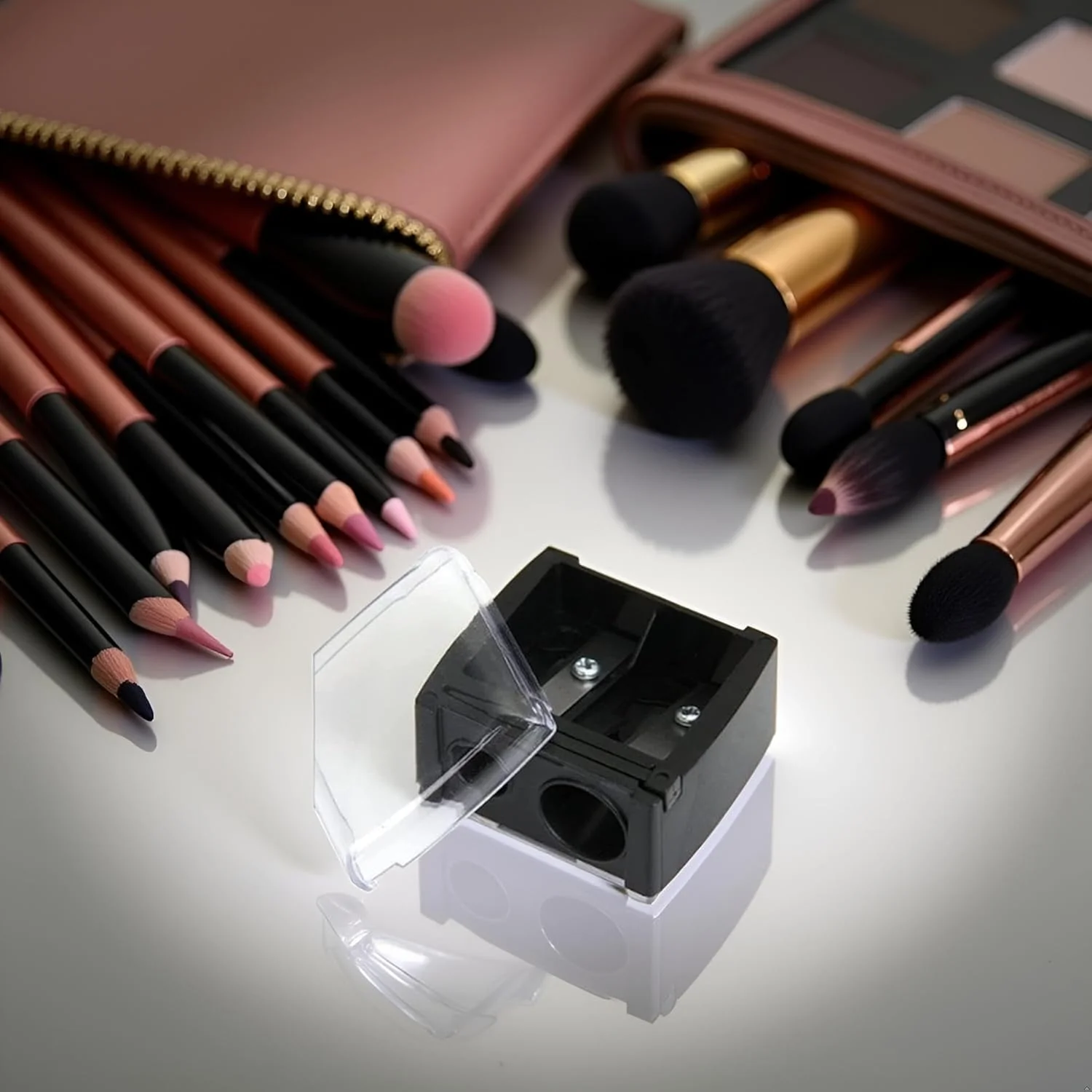 تراش آرایشی مداد چشم مشکی، تراش مداد برای مداد ابرو و خط چشم، ابزار تراش مداد دو سوراخه چشم با پوشش، تراش لوازم آرایشی قابل حمل، برس ها و ابزار آرایشی تراش آرایشی مداد چشم مشکی، تراش مداد برای مداد ابرو و خط چشم، ابزار تراش مداد دو سوراخه چشم با پوشش، تراش لوازم آرایشی قابل حمل، برس ها و ابزار آرایشی