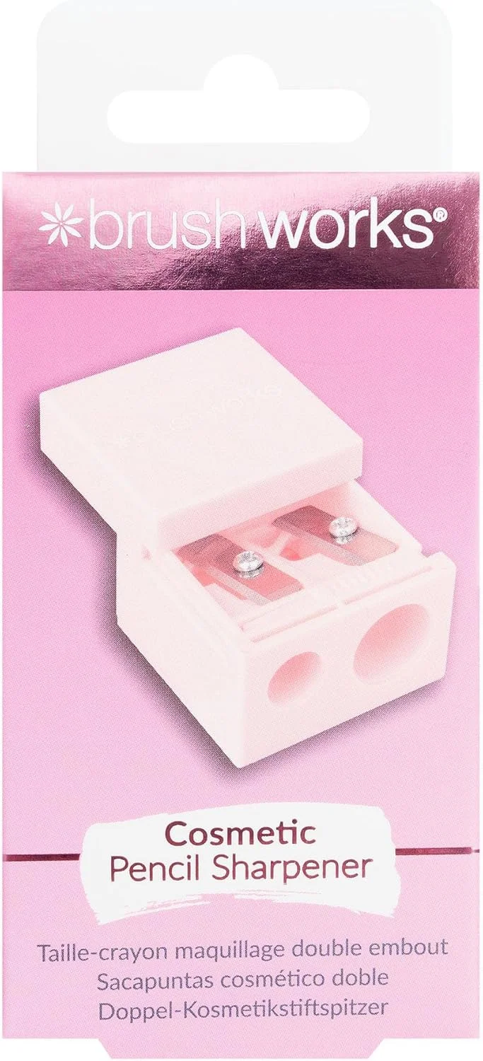 تراش آرایشی براش ورکس بیوتی، ابزاری ضروری برای مرتب نگه داشتن مدادهای معمولی و بزرگتر. تراش آرایشی براش ورکس بیوتی، ابزاری ضروری برای مرتب نگه داشتن مدادهای معمولی و بزرگتر.