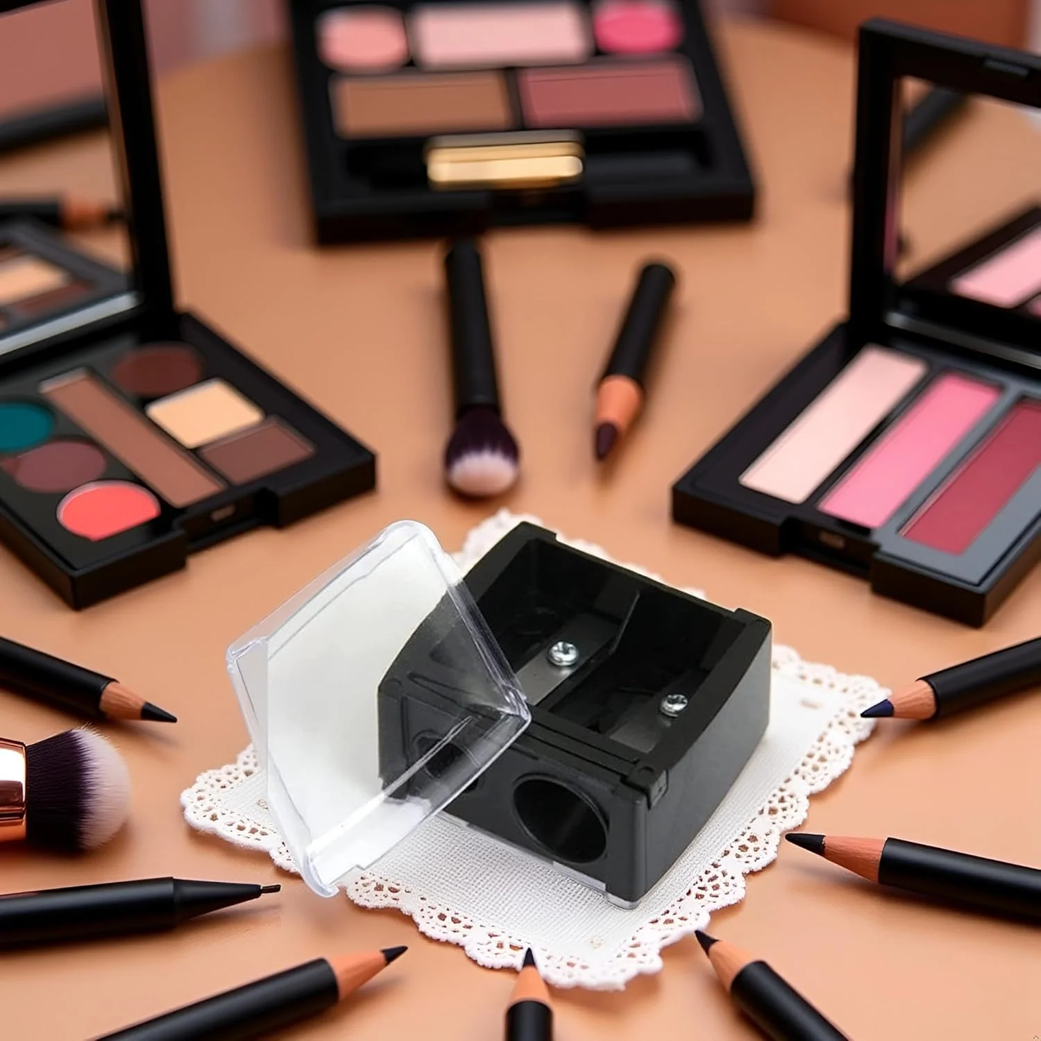 تراش آرایشی مداد چشم مشکی، تراش مداد برای مداد ابرو و خط چشم، ابزار آرایش، تراش مداد چشم دو سوراخه با پوشش، برس ها و ابزار آرایش قابل حمل