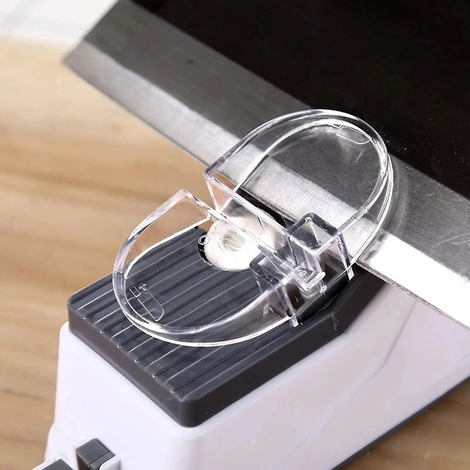 تیزکن چاقو برقی USB قابل تنظیم Hfghgfhk برای ابزار چاقو آشپزخانه، قیچی، تیز کردن تیغه سفید با آسیاب متوسط و ظریف تیزکن چاقو برقی USB قابل تنظیم Hfghgfhk برای ابزار چاقو آشپزخانه، قیچی، تیز کردن تیغه سفید با آسیاب متوسط و ظریف