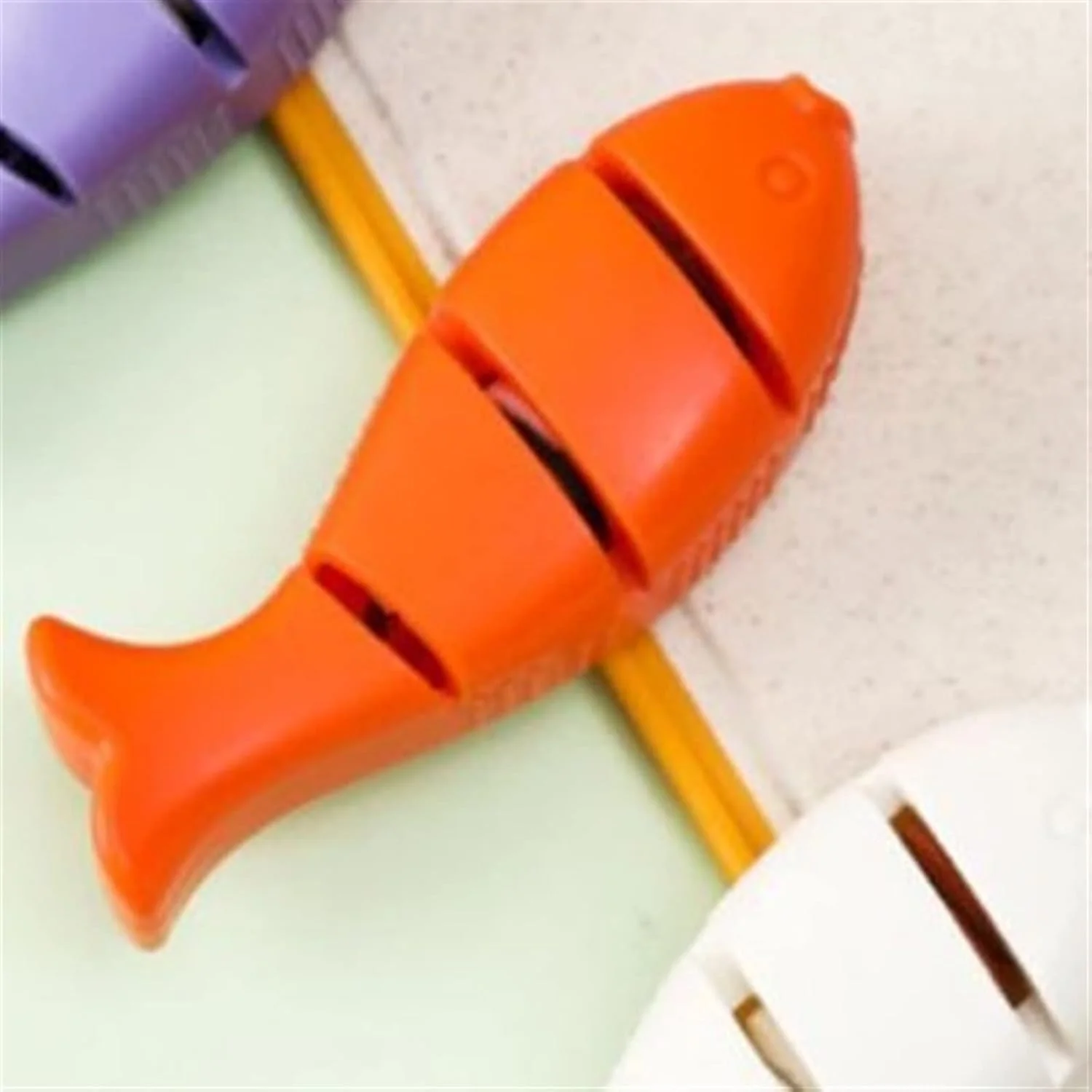 تیز کننده چاقو Hfghgfhk سنگ سنباده ضد لغزش با آهنربا در قسمت زیرین، مناسب و کاربردی برای مصارف خانگی