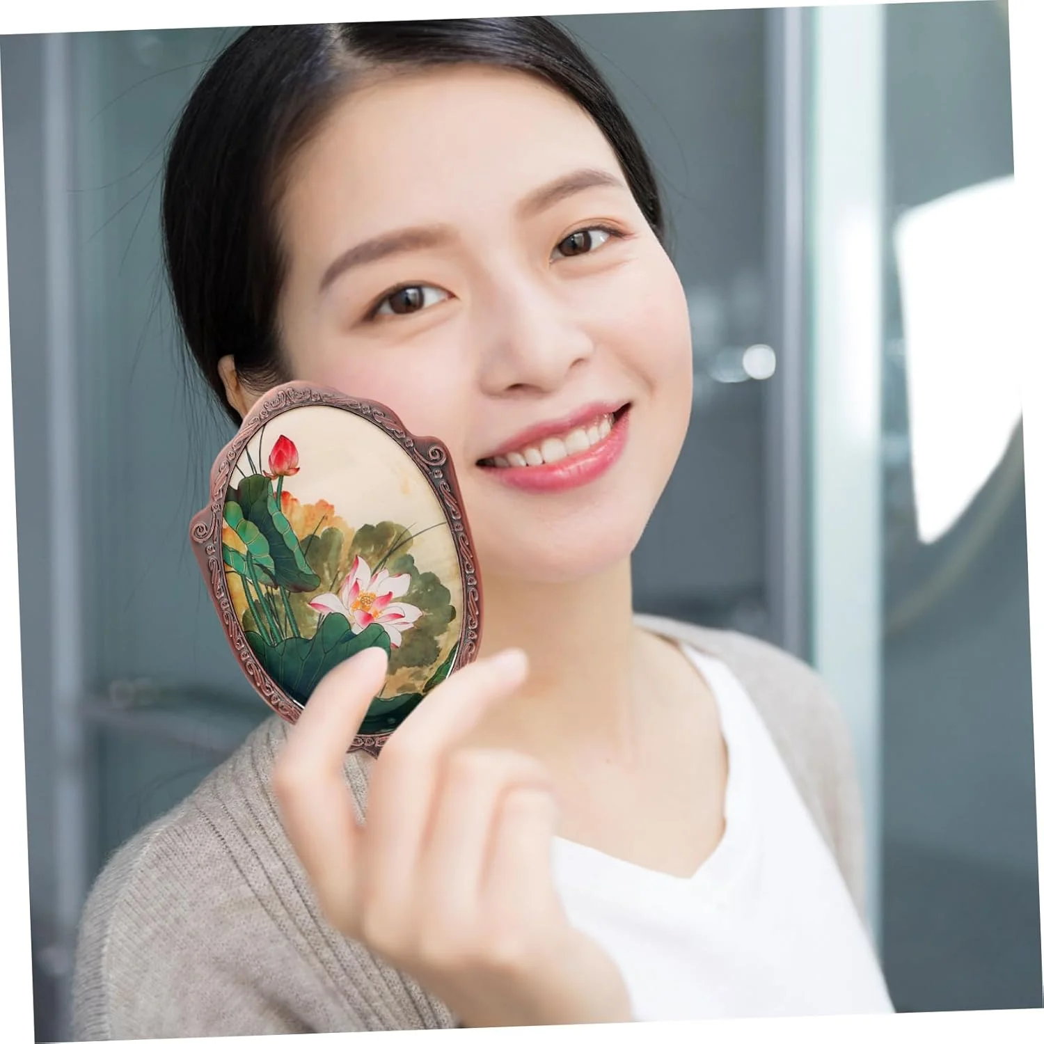 آینه آرایشی مسافرتی Angoily، آینه دستی با دسته، آینه فلزی قابل حمل