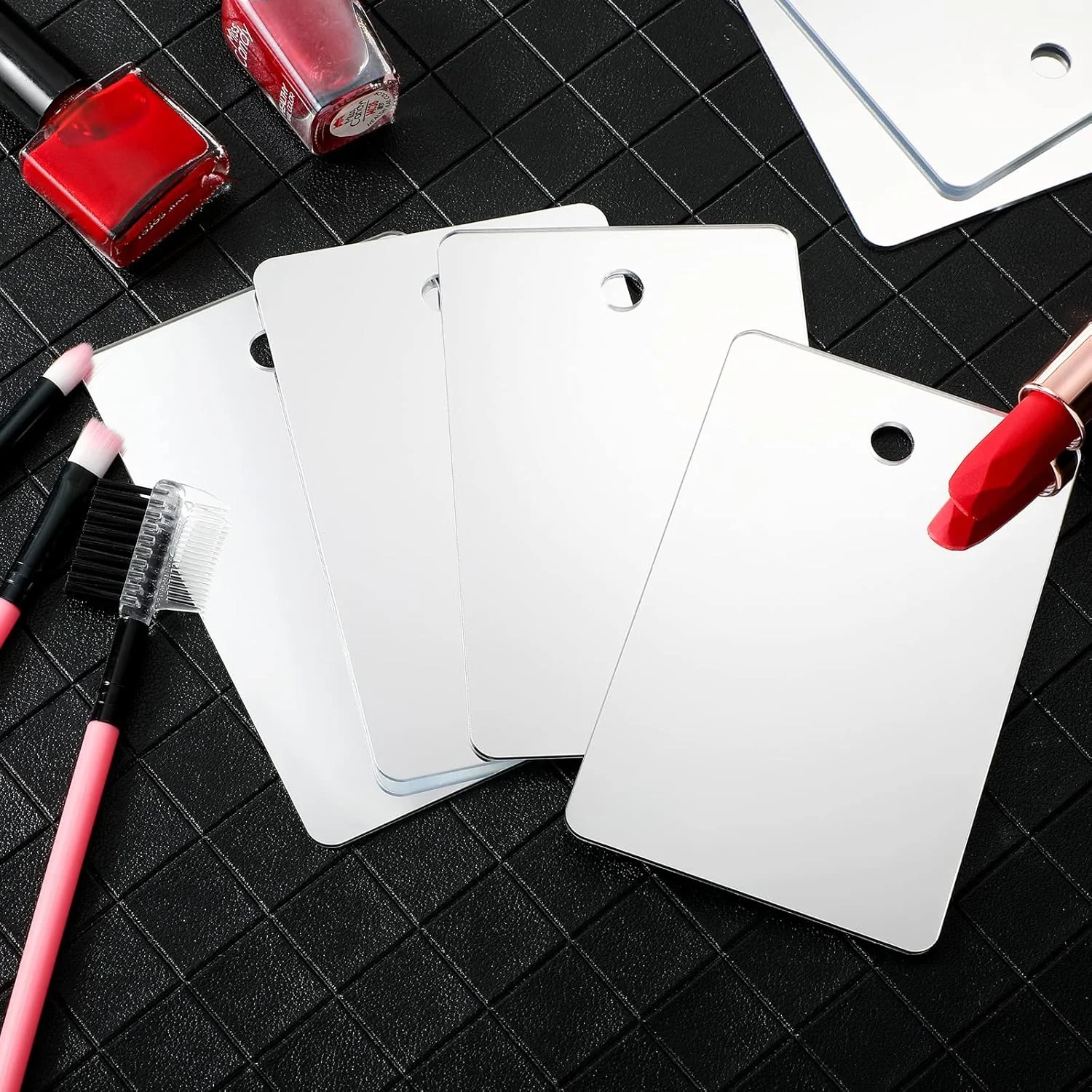 آینه پلاستیکی نشکن سبک وزن، مناسب اصلاح صورت، آرایش و مسافرت، بسته 10 عددی، 11x7 سانتی متر