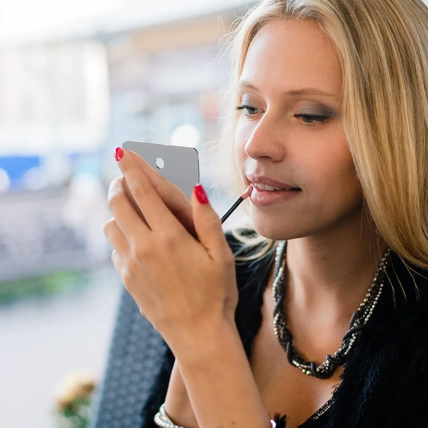 آینه پلاستیکی نشکن سبک وزن، مناسب اصلاح صورت، آرایش و مسافرت، بسته 10 عددی، 11x7 سانتی متر