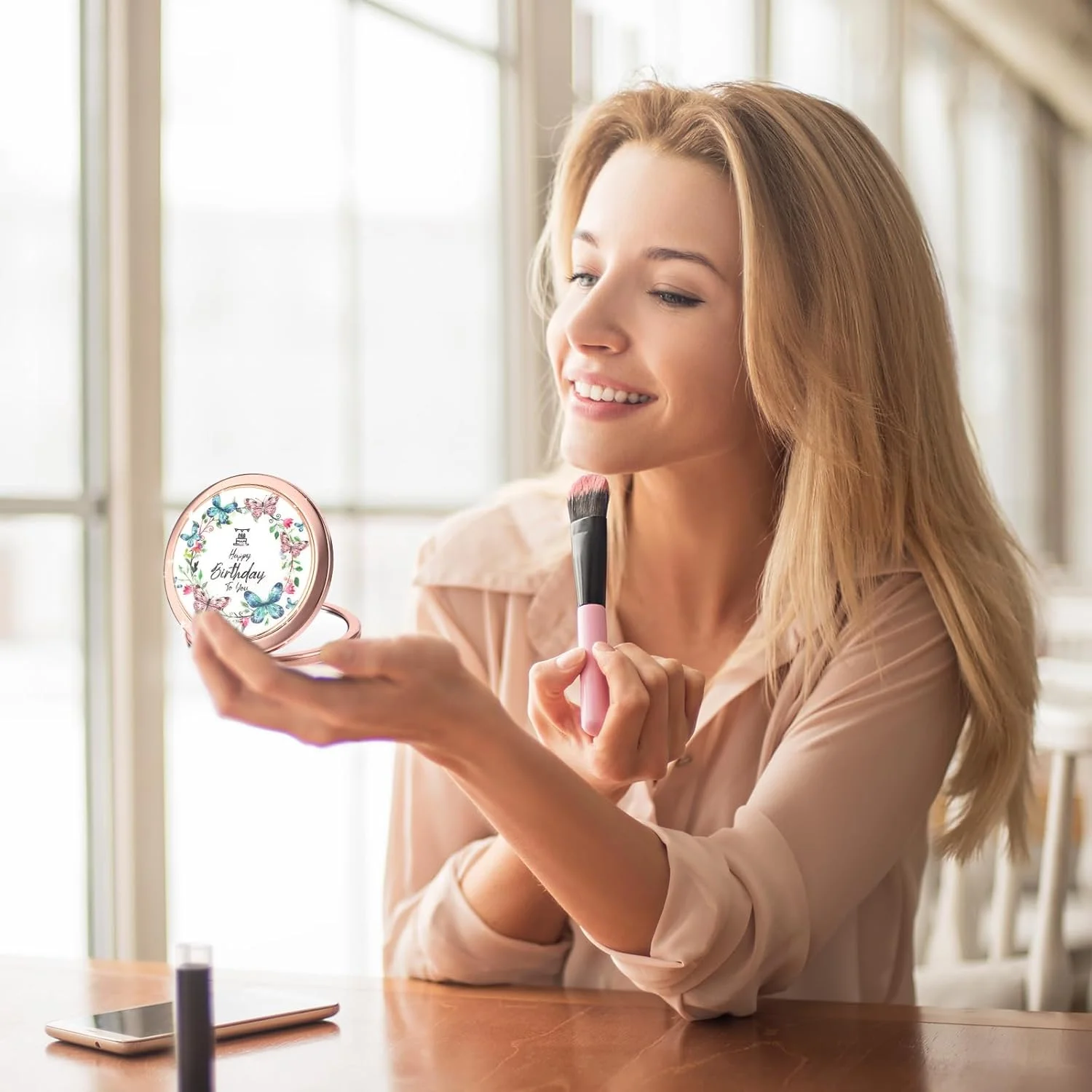 آینه آرایشی تاشو طرح گل Dimeho، آینه جیبی کوچک رنگارنگ قابل حمل، آینه دستی دو طرفه تاشو با بزرگنمایی 2 برابر مناسب کیف دستی، اداره، منزل برای خانم ها و دختران