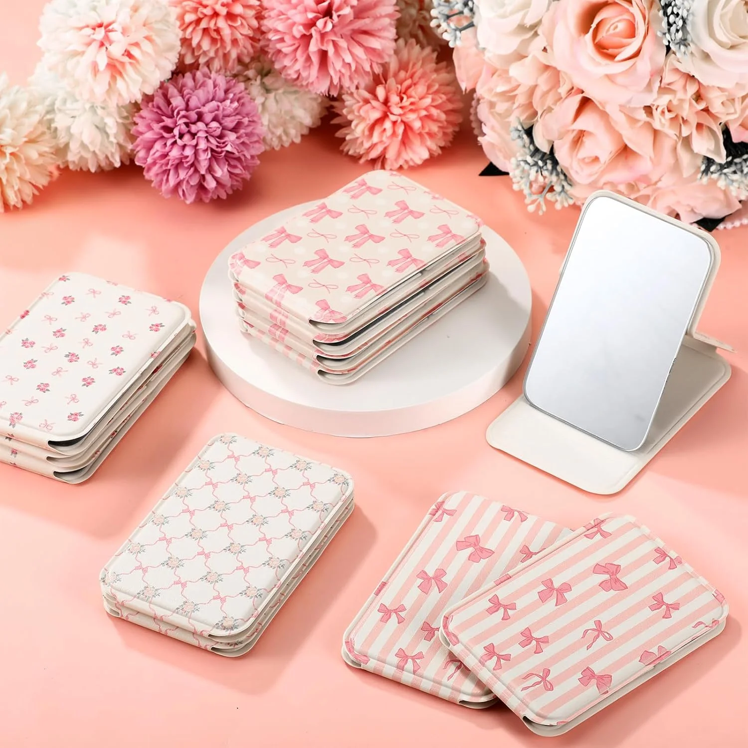 آینه دستی صورتی Geelin، 12 عددی، تاشو و قابل حمل، آینه جیبی مسافرتی فوق العاده نازک و جمع و جور برای زنان، مادر، هدیه مهمانی، کمپینگ، دفتر، خانه، جیبی