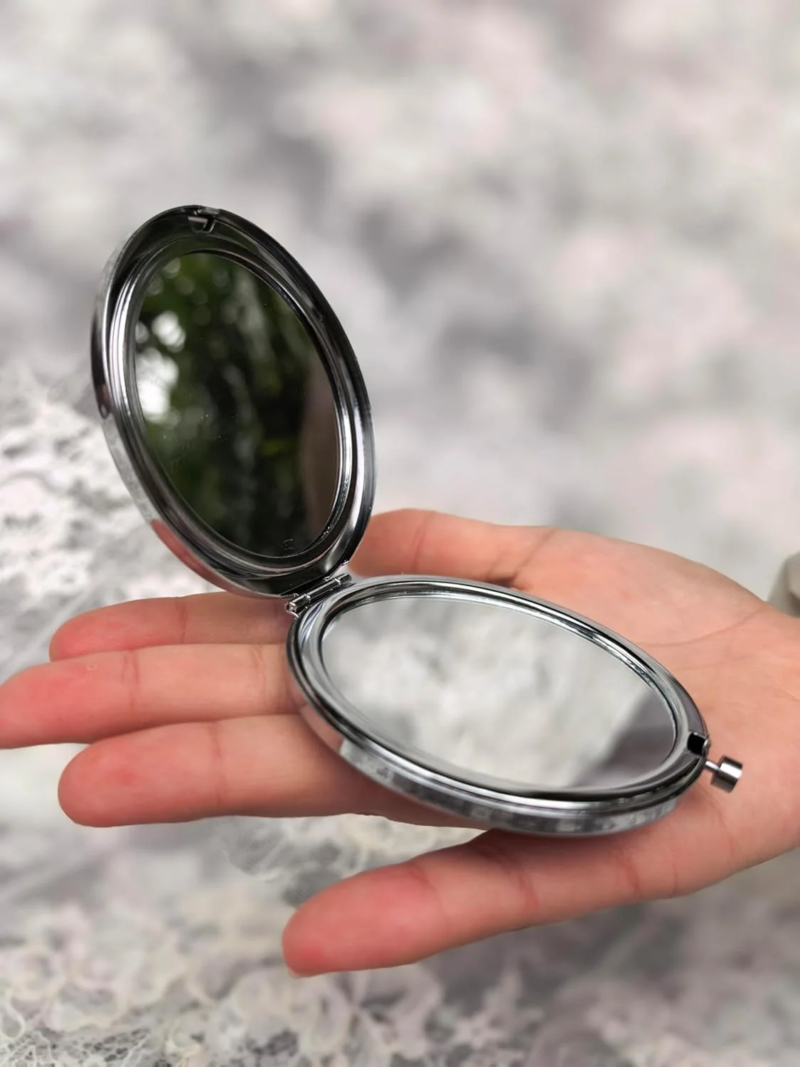 آینه جیبی گلدوزی شده Leimandy دو طرفه 1x/2x بنفش اسطوخودوس آینه های جمع و جور قابل حمل برای کیف پول هدیه روز ولنتاین L1 (اسطوخودوس بنفش) آینه جیبی گلدوزی شده Leimandy دو طرفه 1x/2x بنفش اسطوخودوس آینه های جمع و جور قابل حمل برای کیف پول هدیه روز ولنتاین L1 (اسطوخودوس بنفش)