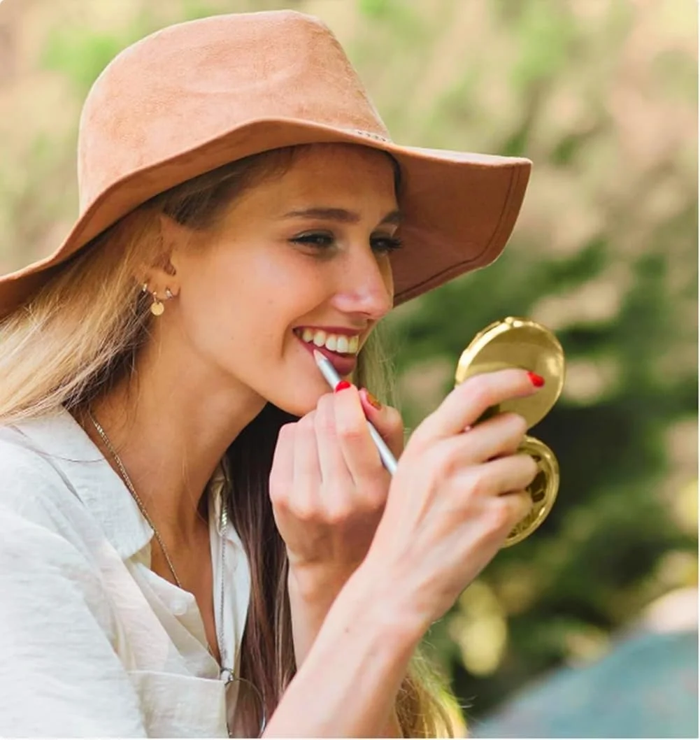 آینه جیبی تاشو طلایی Mpowtech - آینه آرایشی دو طرفه با بزرگنمایی 1x/2x، آینه کوچک 2.76 اینچی، مناسب کیف دستی، هدیه و لوازم ضروری سفر