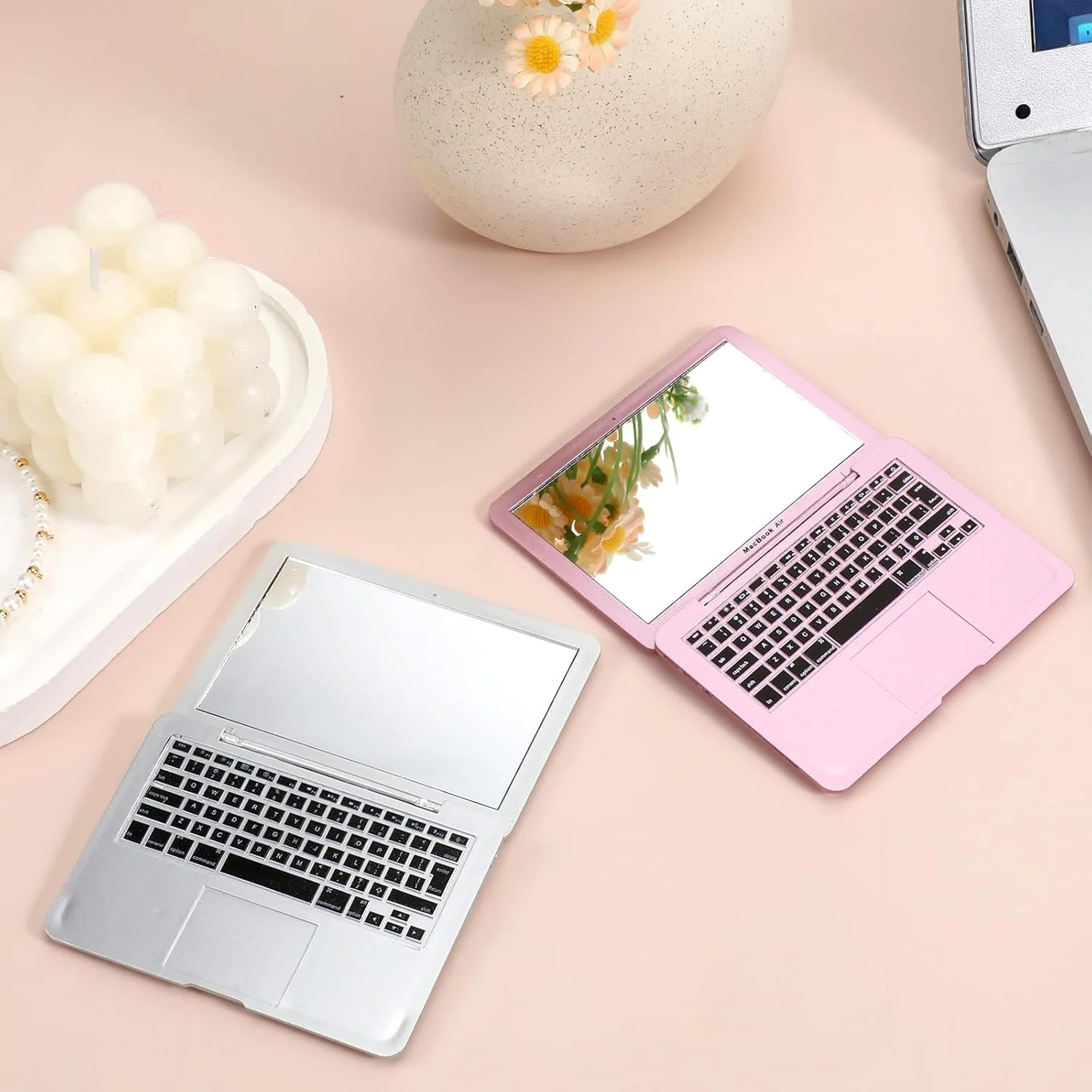 آینه لپ تاپی کوچک، 2 عدد آینه جیبی کوچک فشرده به شکل لپ تاپ، آینه های آرایشی تاشو کوچک قابل حمل برای مسافرت، دکوراسیون منزل، خانه عروسکی، حیوانات خانگی (نقره ای، رزگلد)