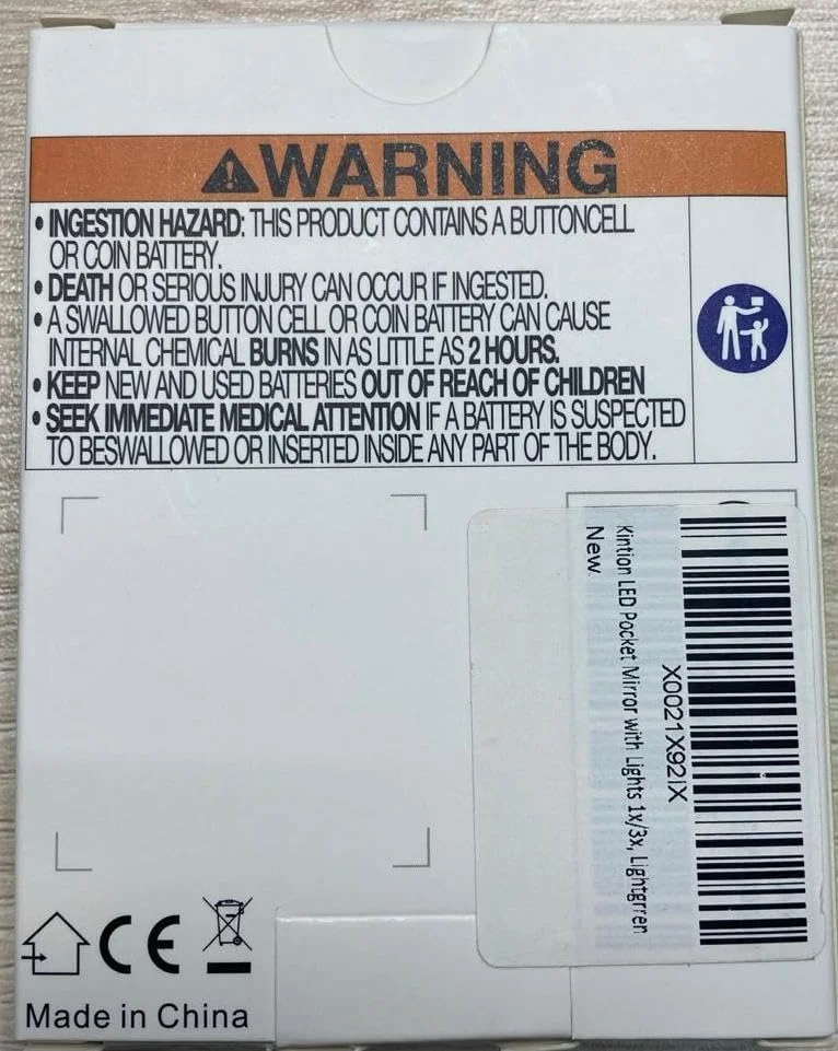 آینه جیبی Kintion، آینه آرایشی مسافرتی فشرده LED با بزرگنمایی 1X/3X و نور، سبز روشن