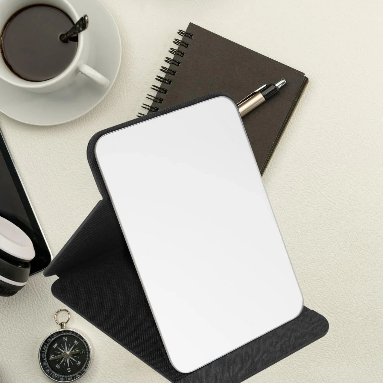 آینه رومیزی تاشو، آینه تاشو مسافرتی قابل حمل، آینه آرایشی چرمی PU، آینه های رومیزی ایستاده، آینه رومیزی برای میز کار، میز آرایش، مسافرت، کمپینگ (25.5 * 18 سانتی متر)