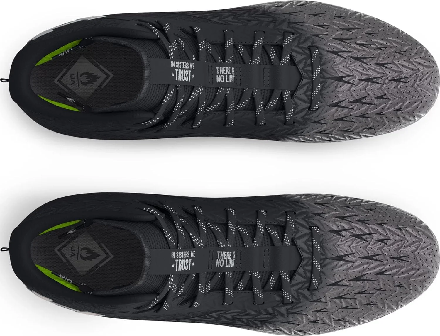 استوک فوتبال زنانه آندر آرمور مدل Spotlight 4 MC - یقه جورابی سه بعدی آناتومیک استوک فوتبال زنانه آندر آرمور مدل Spotlight 4 MC - یقه جورابی سه بعدی آناتومیک