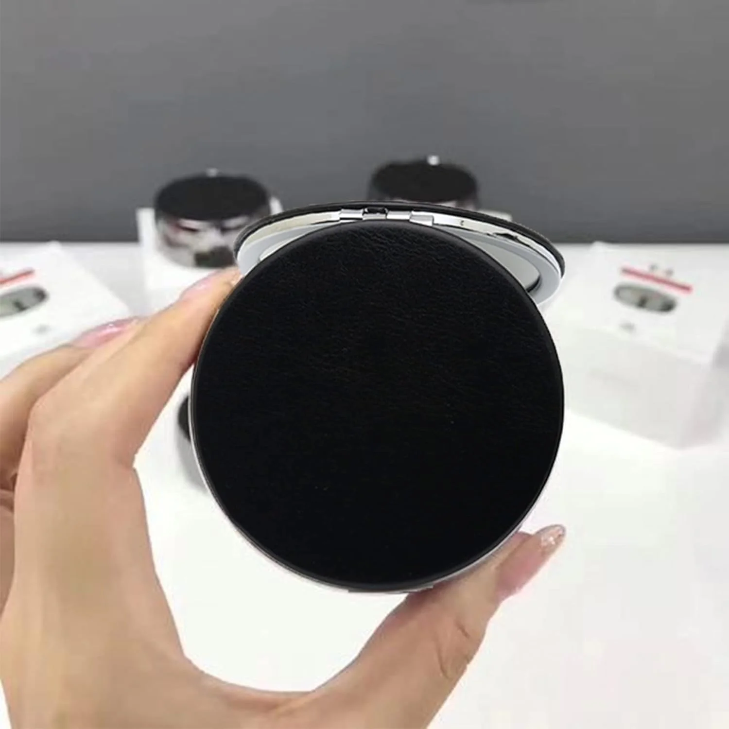آینه آرایشی MEKEET، آینه جمع و جور، آینه کوچک گرد جیبی، آینه دو طرفه، آینه آرایشی مسافرتی، آینه تاشو قابل حمل برای مسافرت، هدیه تولد