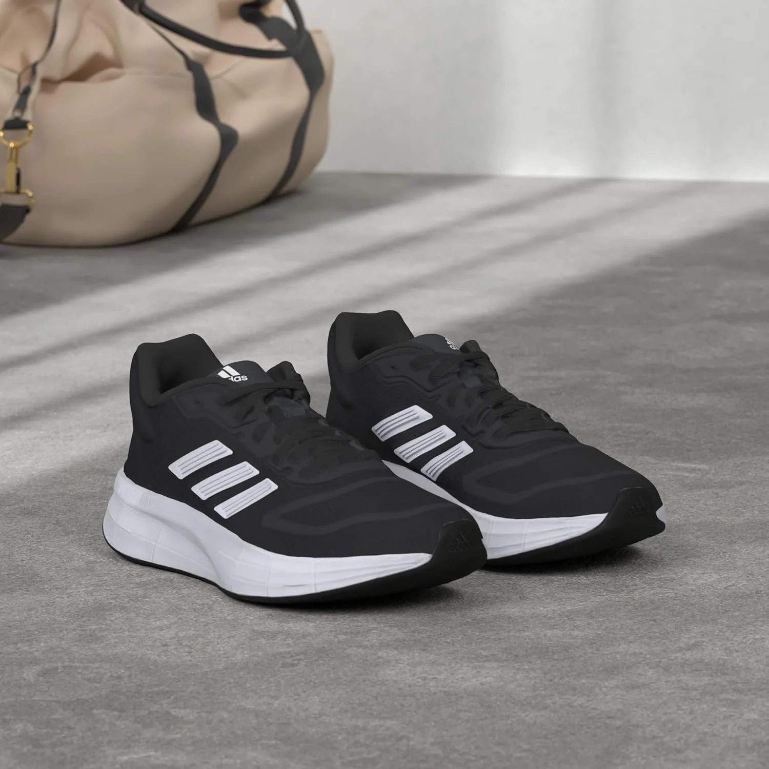 کفش زنانه آدیداس دورامو SL 2.0، رنگ: مشکی/سفید/مشکی، سایز: 38 2/3 اروپا